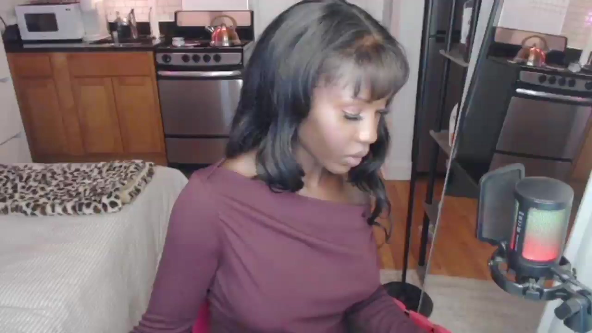 Gallery image thumbnail from xia_wrld's myfreecams stream on, 08/25/2026, 24:47 image 3 of 20