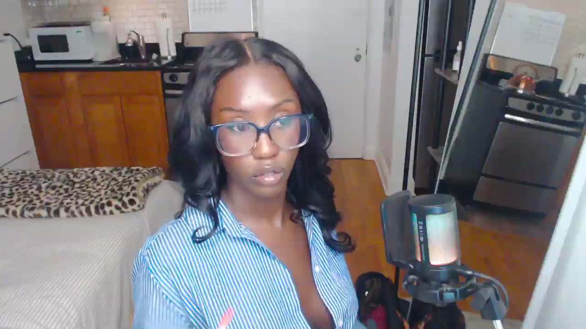Gallery image thumbnail from xia_wrld's myfreecams stream on, 09/03/2026, 08:17 image 8 of 20