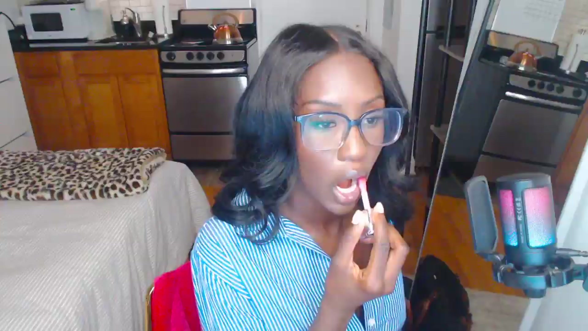 Gallery image thumbnail from xia_wrld's myfreecams stream on, 09/03/2026, 08:17 image 1 of 20