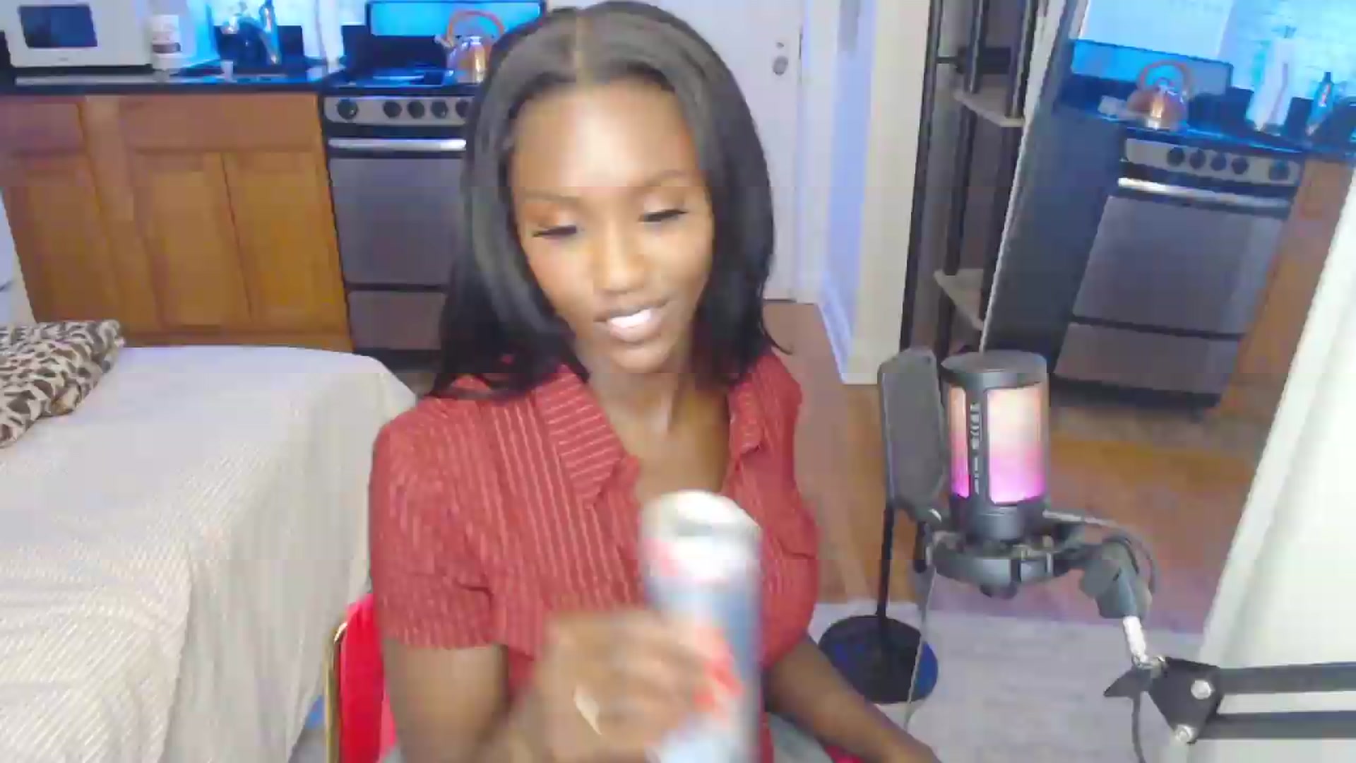 Gallery image thumbnail from xia_wrld's myfreecams stream on, 09/09/2026, 05:35 image 2 of 20
