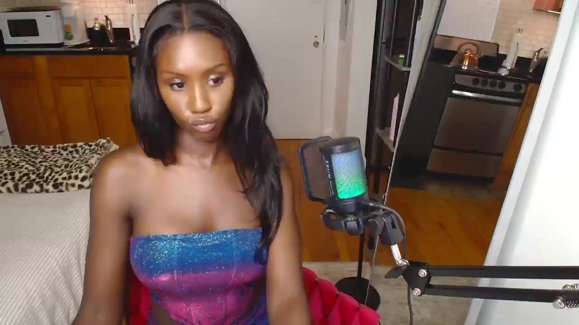 Gallery image thumbnail from xia_wrld's myfreecams stream on, 09/12/2026, 05:26 image 19 of 20