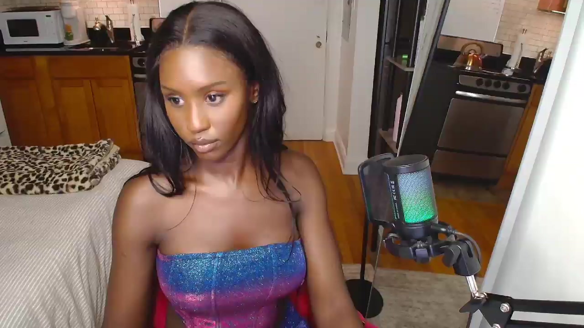 Gallery image thumbnail from xia_wrld's myfreecams stream on, 09/12/2026, 05:26 image 17 of 20