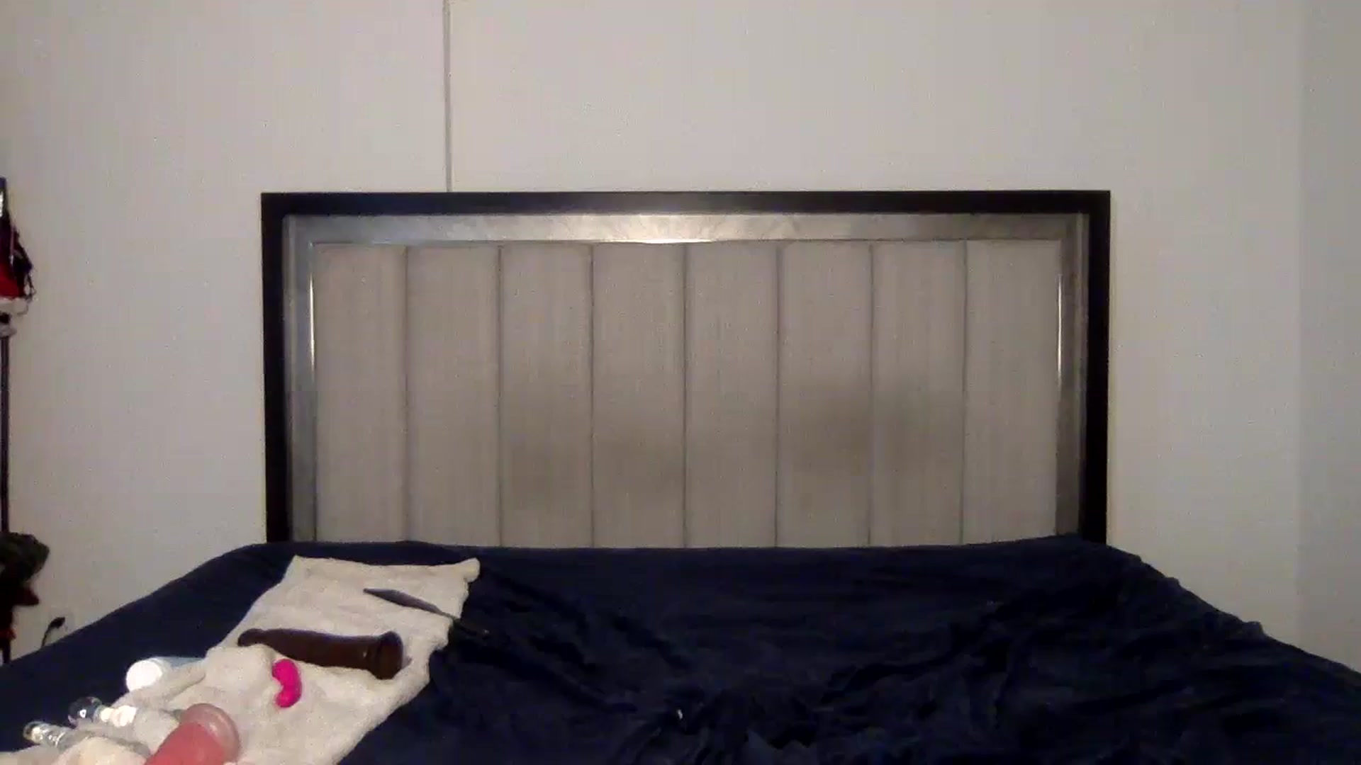 Gallery image thumbnail from xkaterina's myfreecams stream on, 06/23/2024, 19:24 image 18 of 20