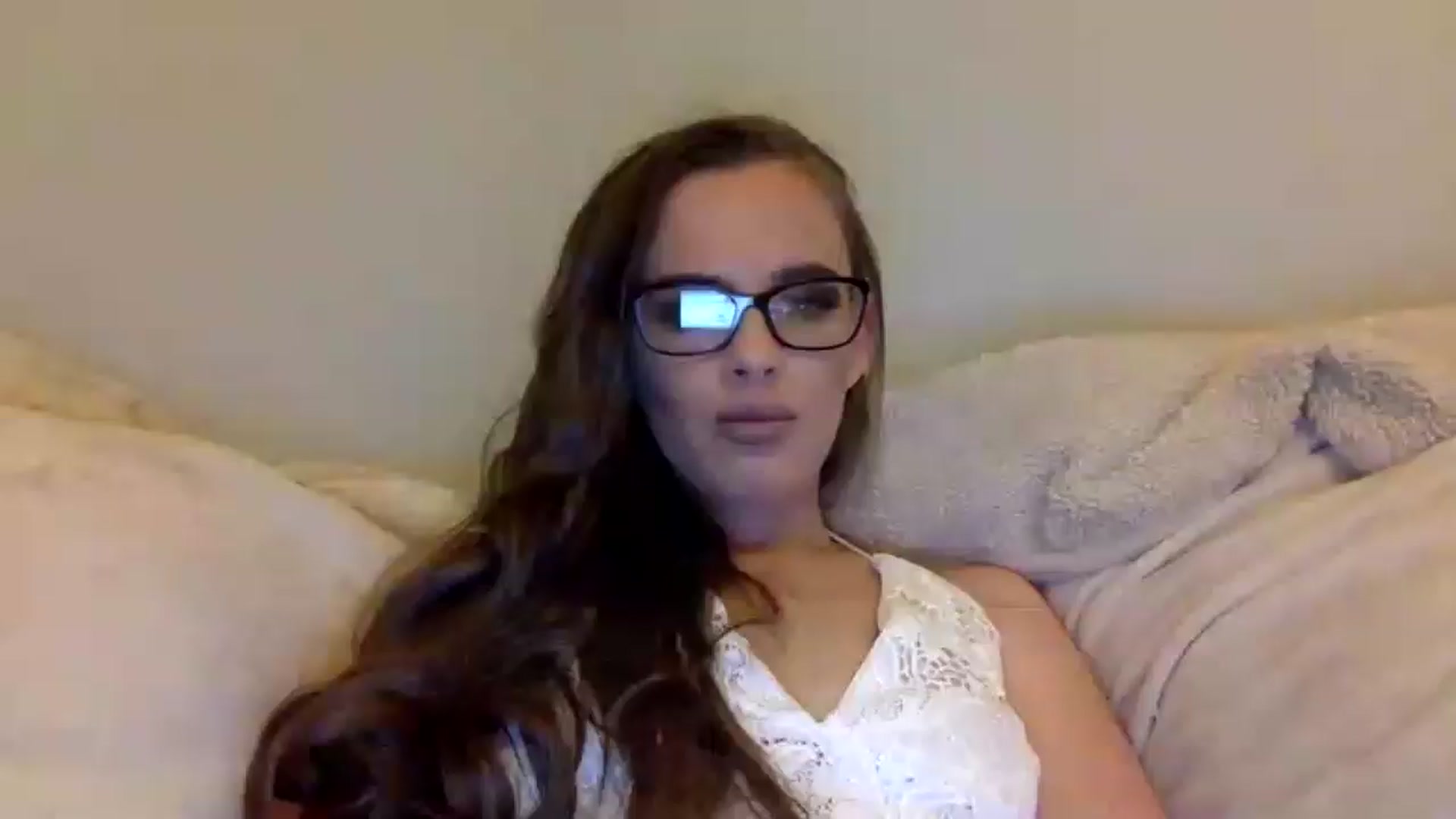 Gallery image thumbnail from xoJillJanson's myfreecams stream on, 04/22/2025, 03:54 image 13 of 20