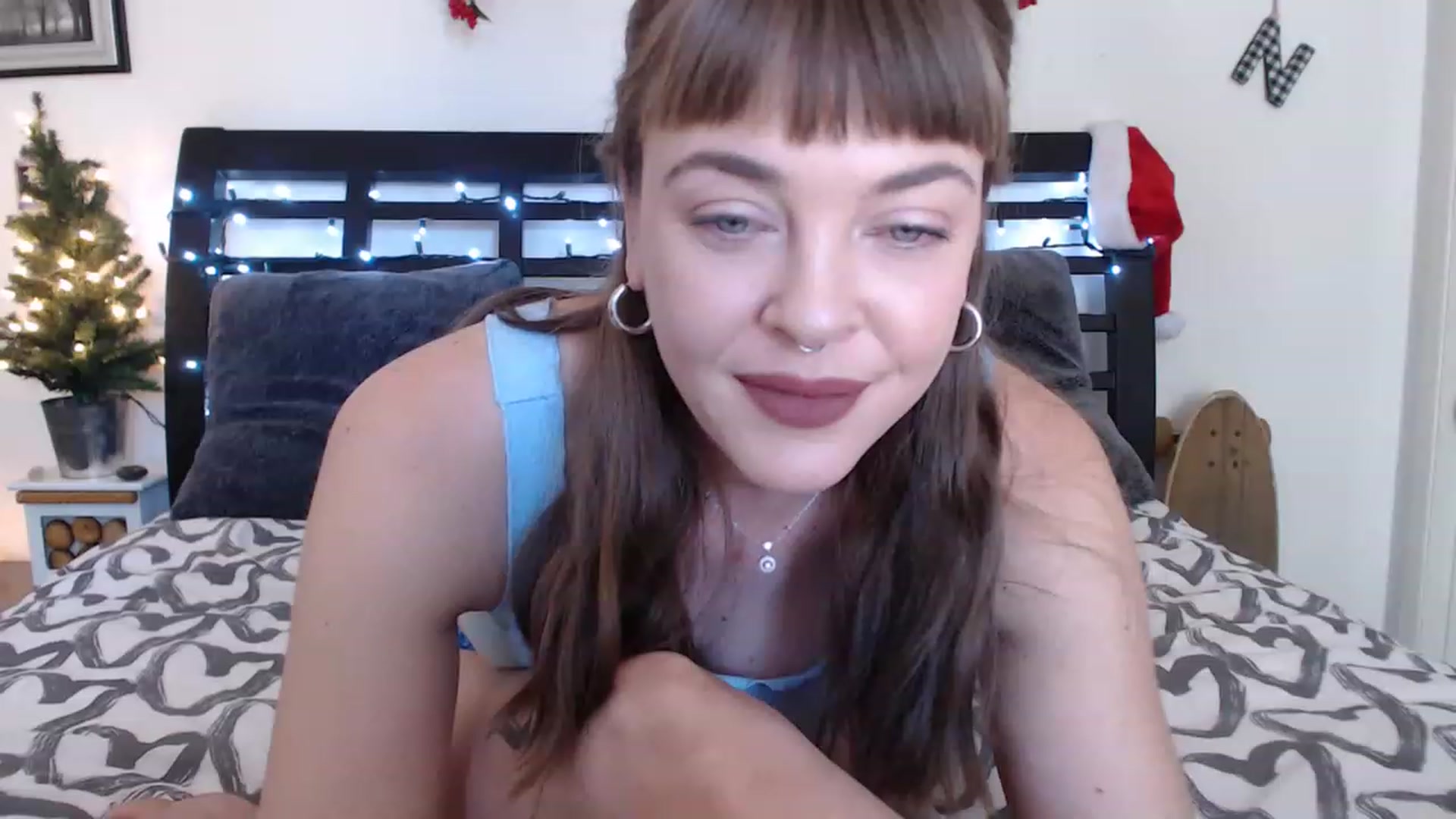 Gallery image thumbnail from xoNicolette's myfreecams stream on, 12/10/2022, 18:54 image 14 of 20