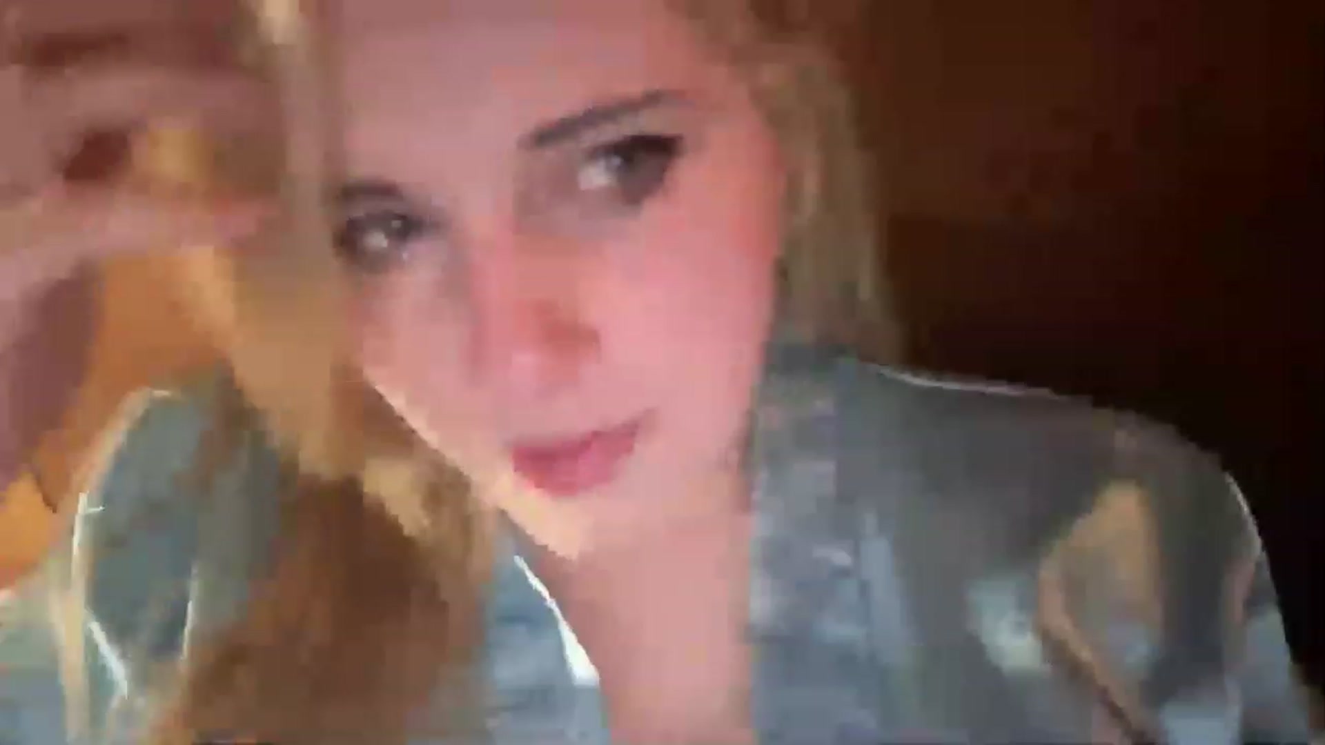 Gallery image thumbnail from xomargot's myfreecams stream on, 03/28/2023, 08:48 image 12 of 20