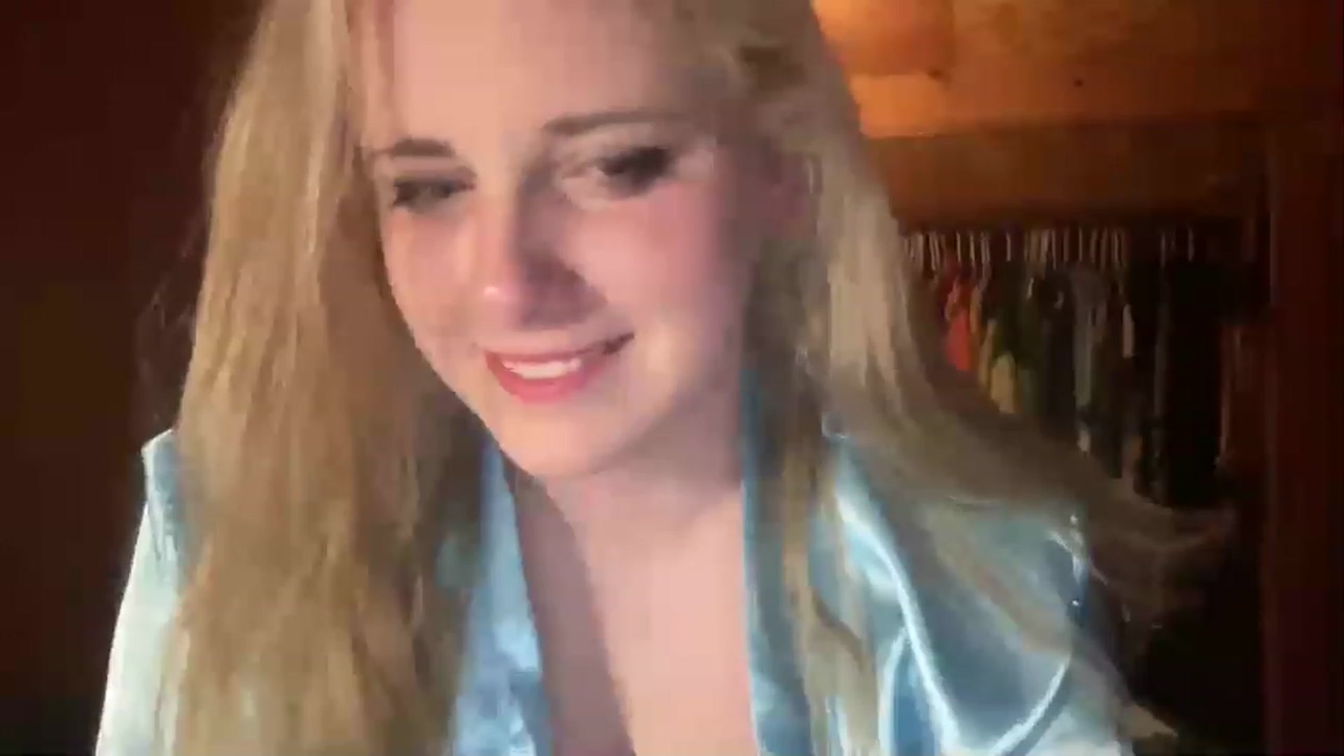 Gallery image thumbnail from xomargot's myfreecams stream on, 03/28/2023, 08:48 image 2 of 20