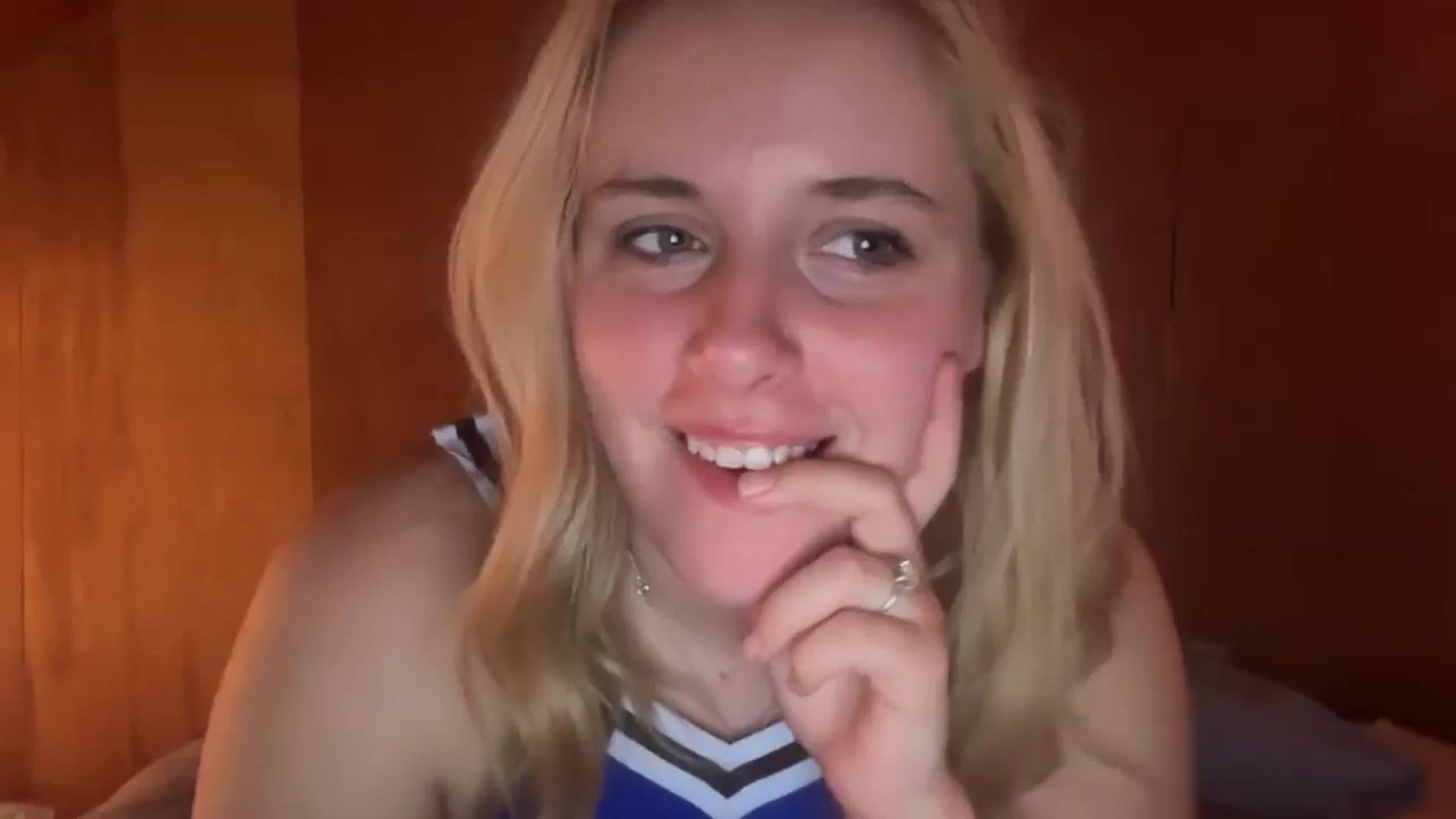 Gallery image thumbnail from xomargot's myfreecams stream on, 10/13/2025, 16:24 image 9 of 20