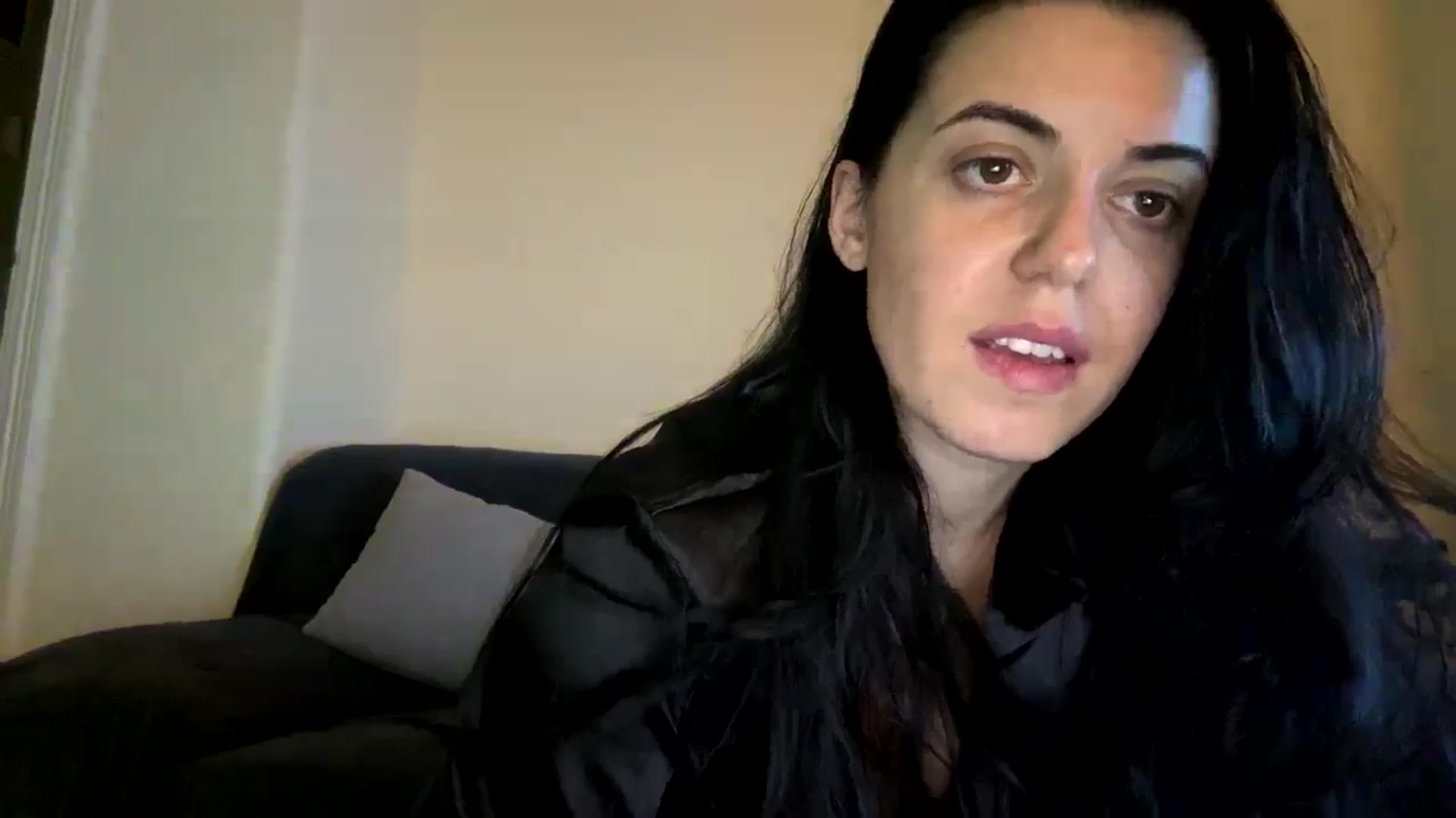 Gallery image thumbnail from xoxEmilyxoxx's myfreecams stream on, 10/04/2024, 01:52 image 7 of 20