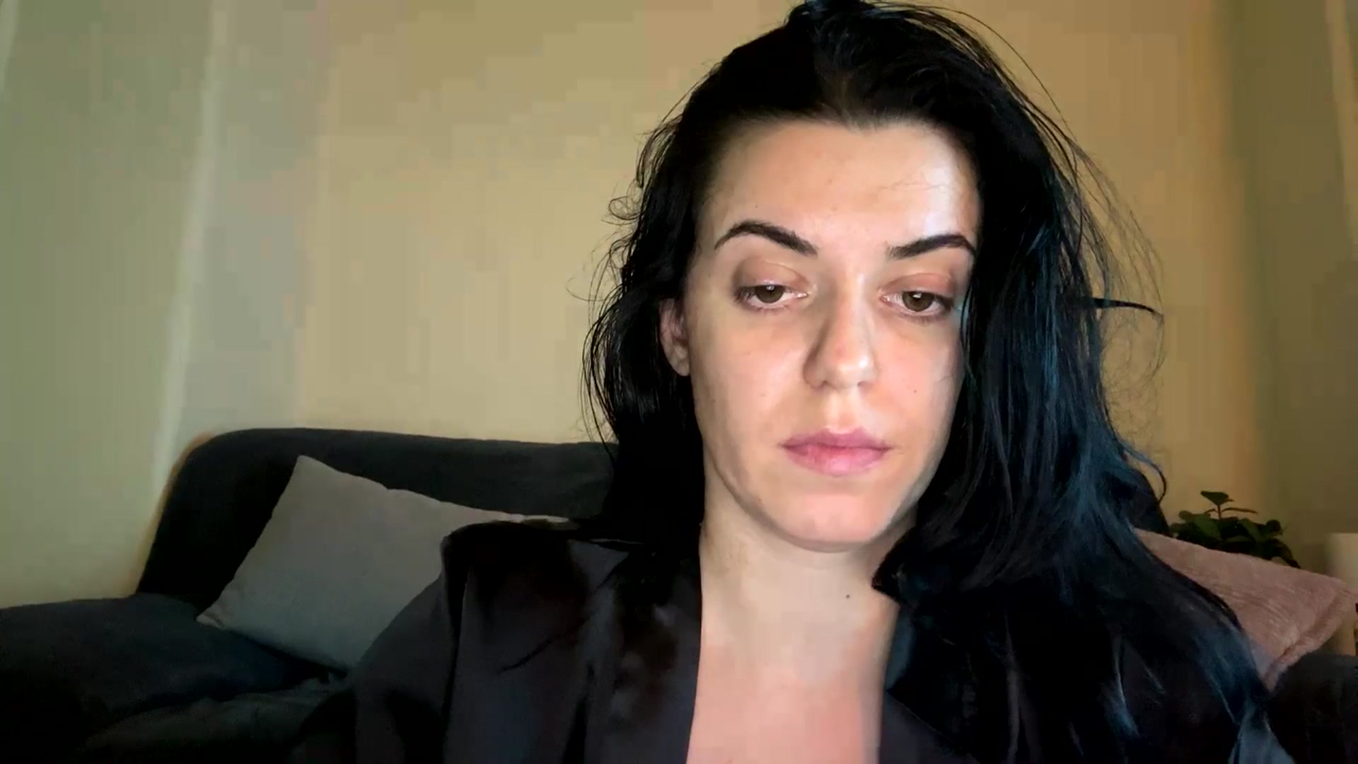 Gallery image thumbnail from xoxEmilyxoxx's myfreecams stream on, 10/04/2024, 01:52 image 11 of 20