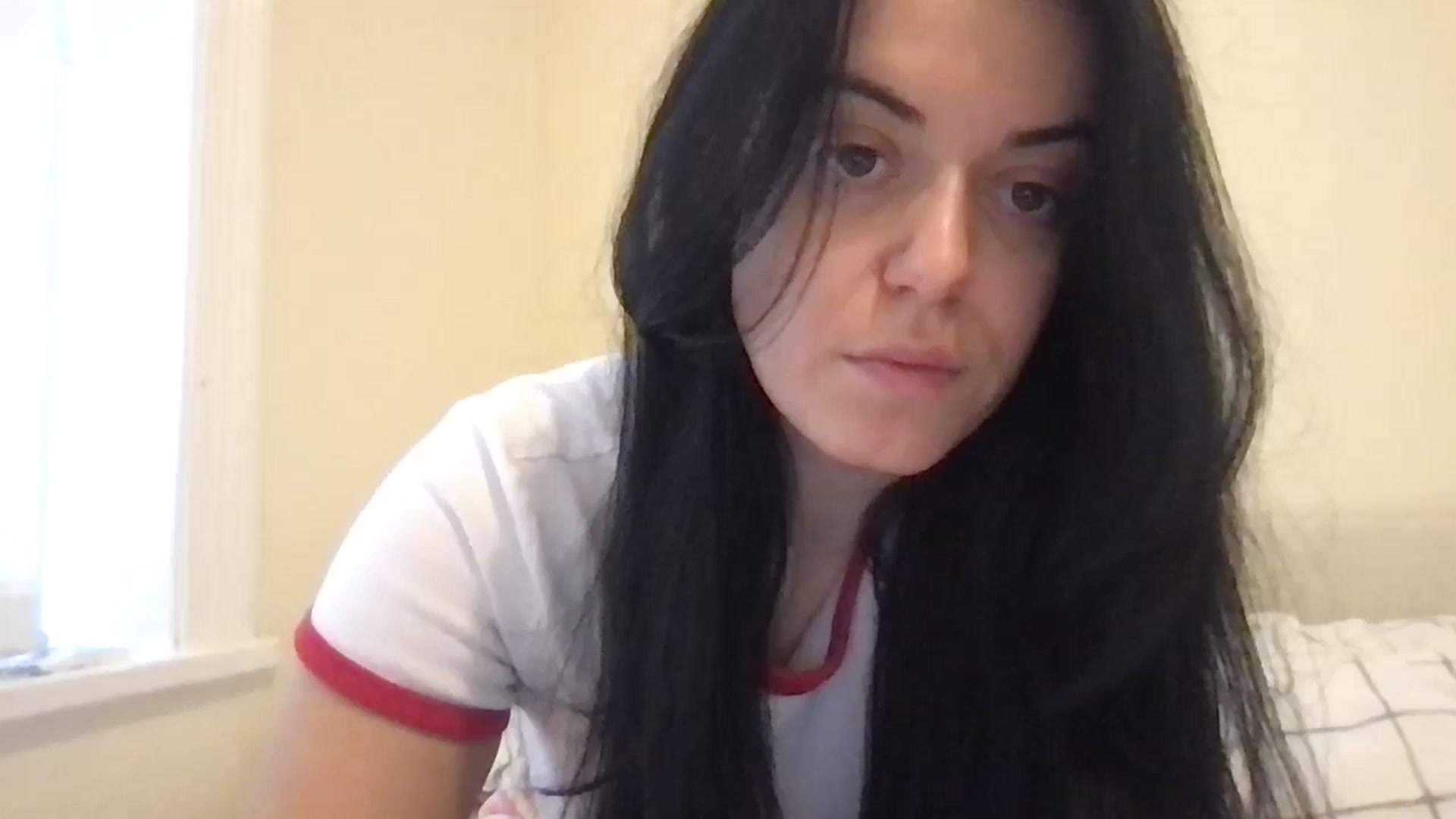 Gallery image thumbnail from xoxEmilyxoxx's myfreecams stream on, 11/01/2024, 16:22 image 6 of 20