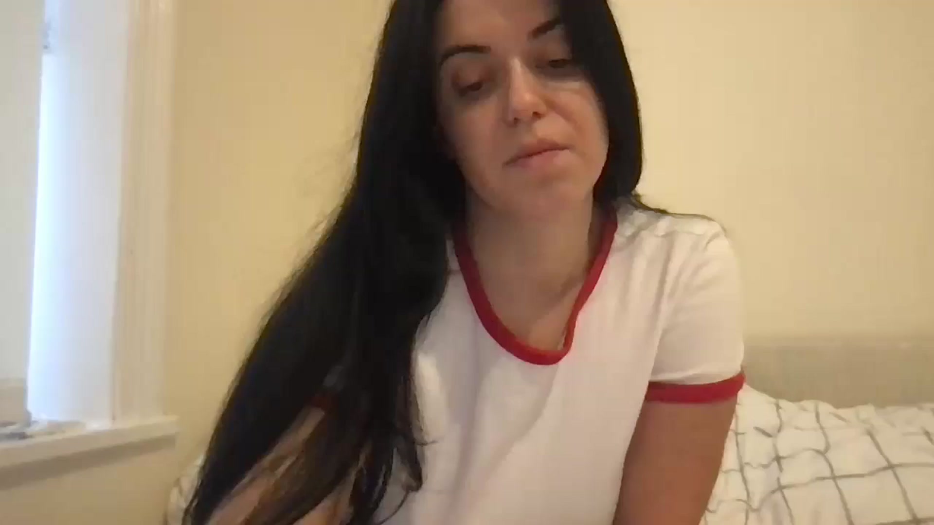 Gallery image thumbnail from xoxEmilyxoxx's myfreecams stream on, 11/01/2024, 16:22 image 13 of 20