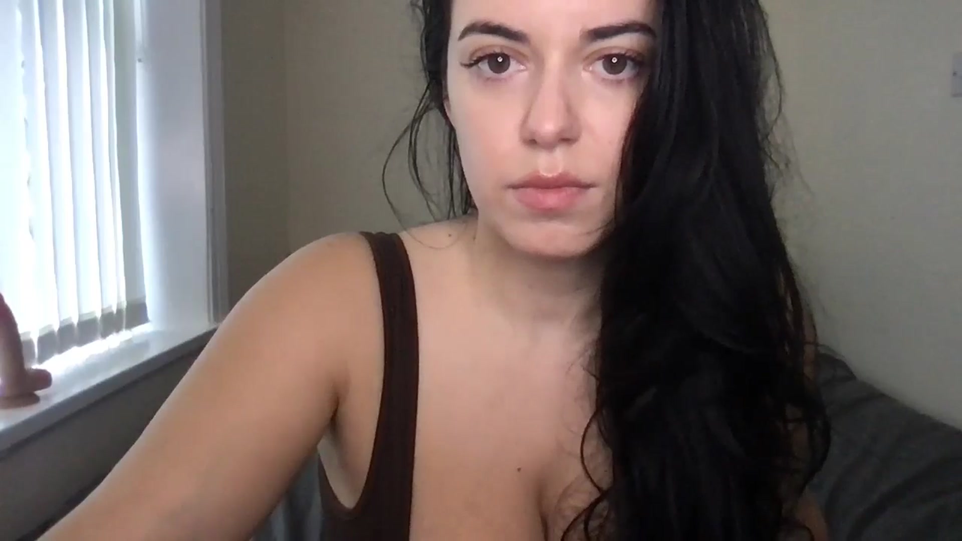 Gallery image thumbnail from xoxEmilyxoxx's myfreecams stream on, 11/08/2024, 14:41 image 15 of 20