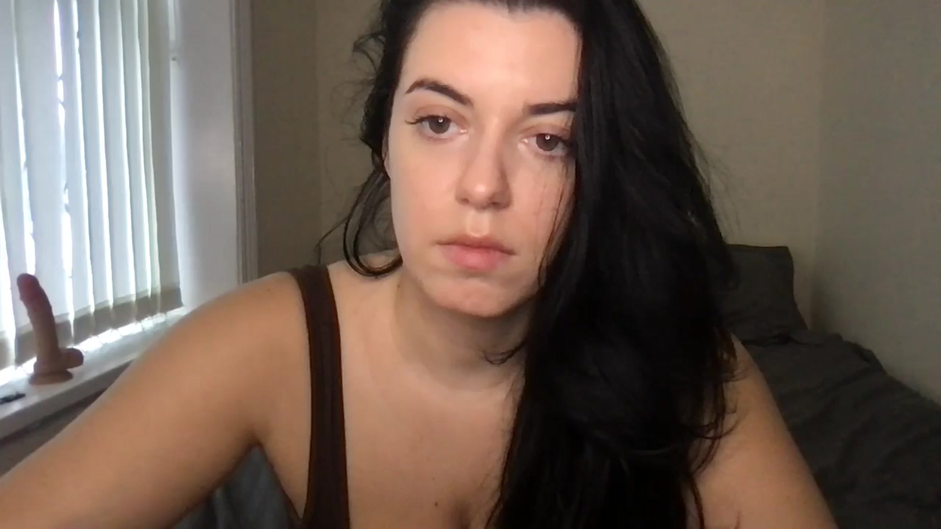 Gallery image thumbnail from xoxEmilyxoxx's myfreecams stream on, 11/08/2024, 15:35 image 15 of 20