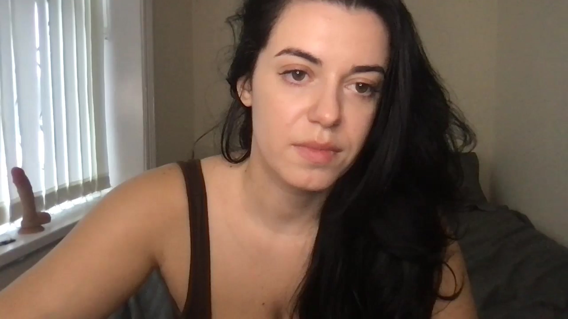 Gallery image thumbnail from xoxEmilyxoxx's myfreecams stream on, 11/08/2024, 15:35 image 13 of 20
