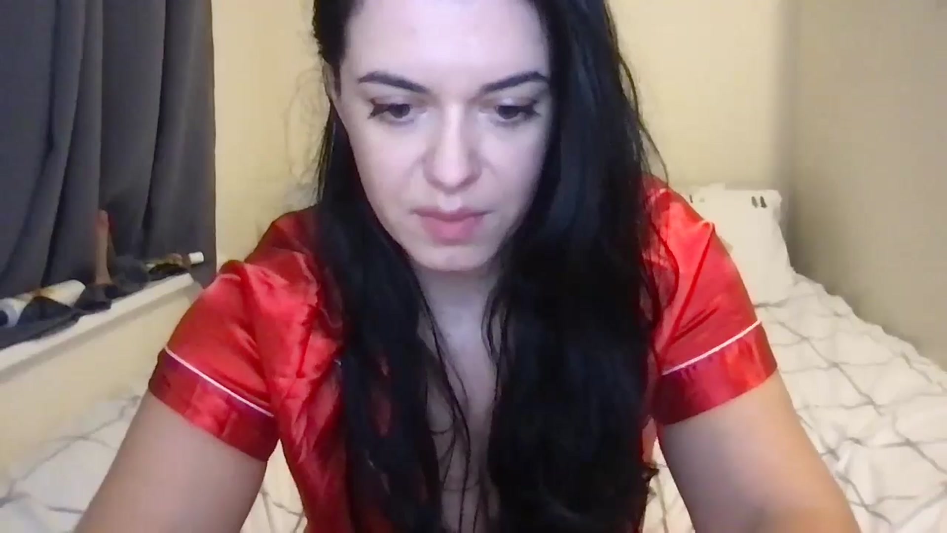 Gallery image thumbnail from xoxEmilyxoxx's myfreecams stream on, 01/06/2025, 18:55 image 9 of 20