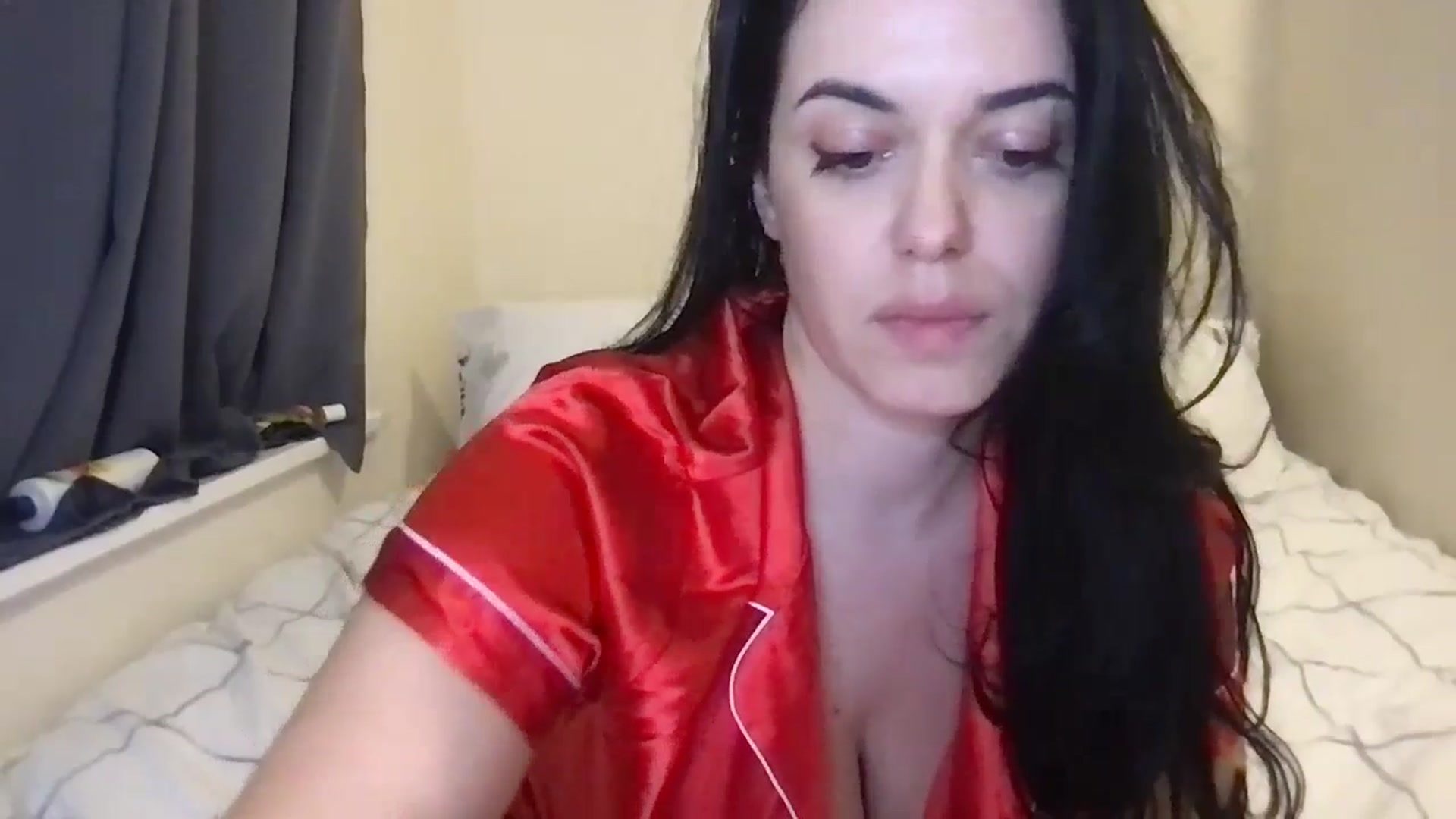 Gallery image thumbnail from xoxEmilyxoxx's myfreecams stream on, 01/06/2025, 18:55 image 20 of 20