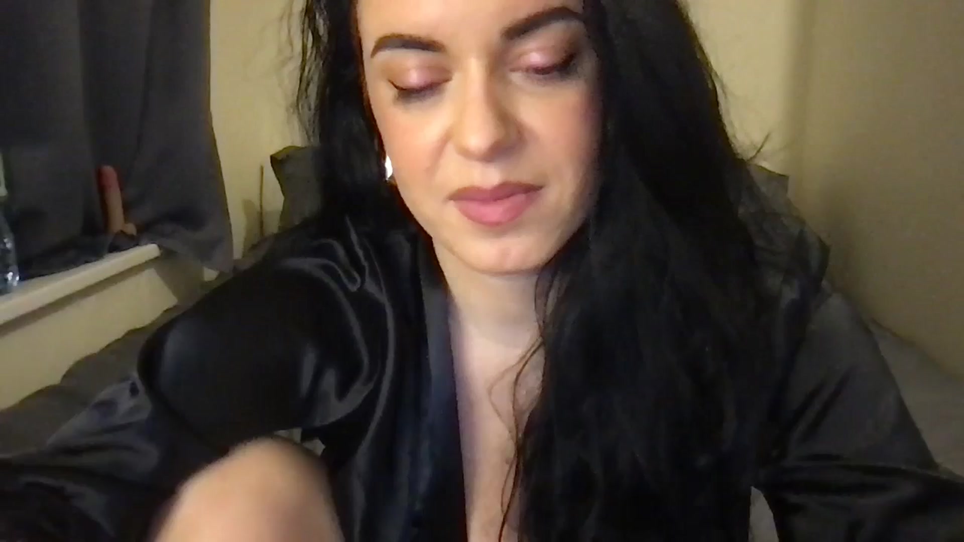 Gallery image thumbnail from xoxEmilyxoxx's myfreecams stream on, 02/07/2025, 20:51 image 1 of 20