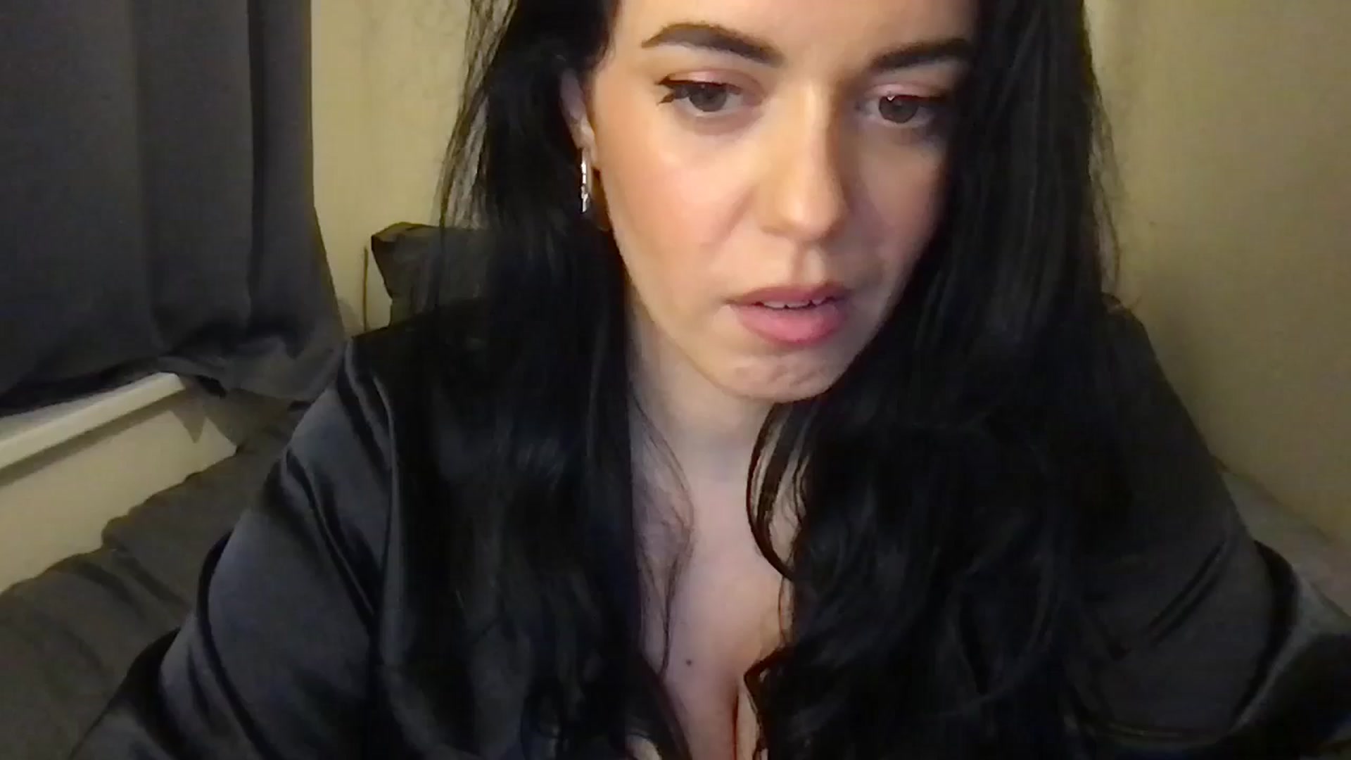 Gallery image thumbnail from xoxEmilyxoxx's myfreecams stream on, 02/07/2025, 20:51 image 3 of 20