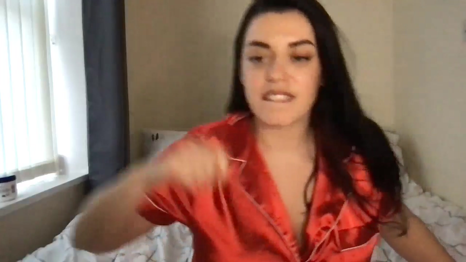 Gallery image thumbnail from xoxEmilyxoxx's myfreecams stream on, 02/14/2025, 16:49 image 3 of 20