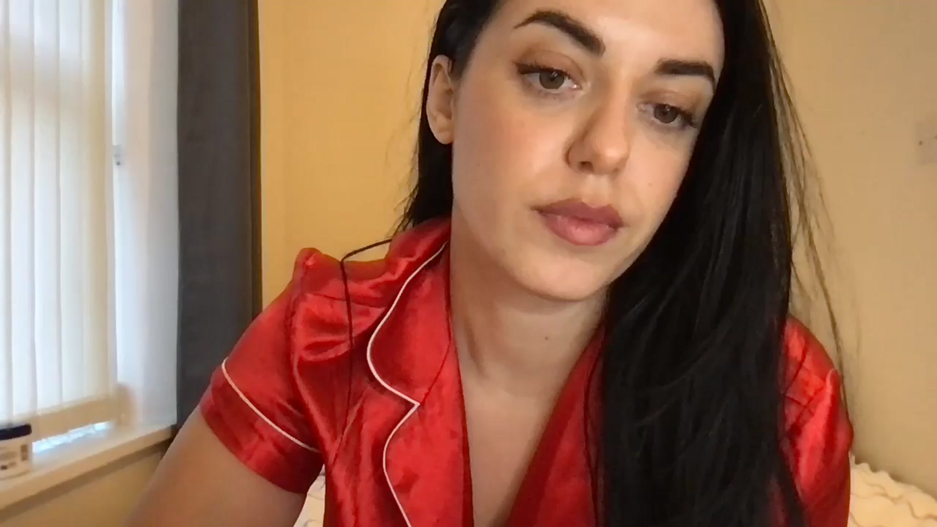 Gallery image thumbnail from xoxEmilyxoxx's myfreecams stream on, 02/14/2025, 16:49 image 19 of 20