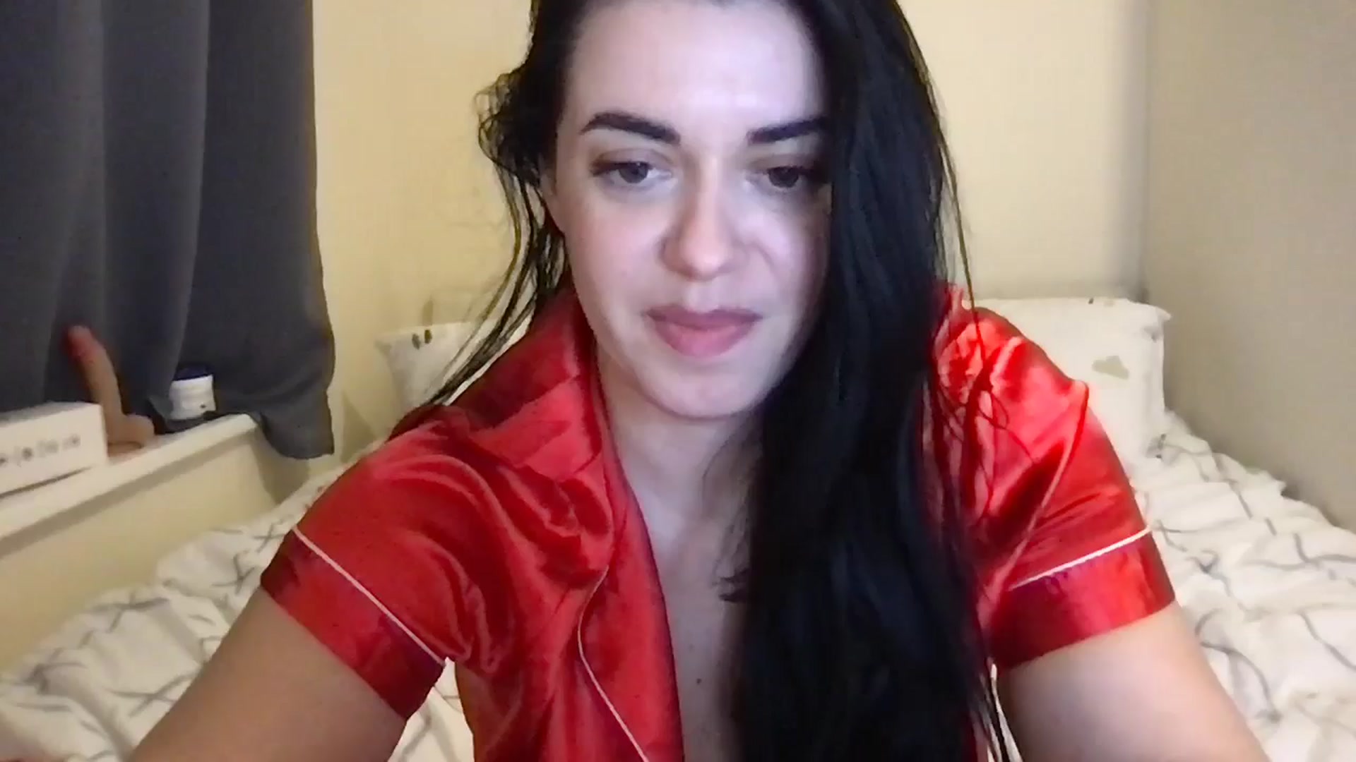 Gallery image thumbnail from xoxEmilyxoxx's myfreecams stream on, 02/14/2025, 20:18 image 3 of 20