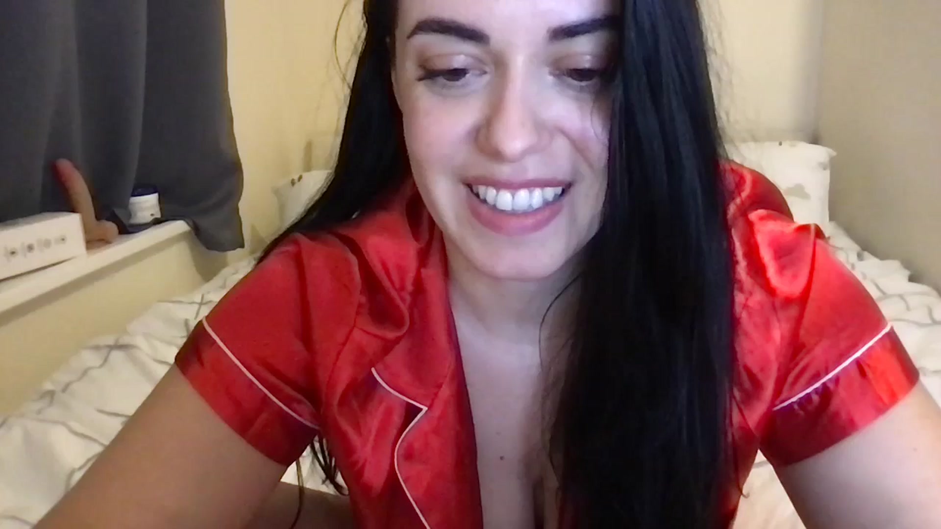 Gallery image thumbnail from xoxEmilyxoxx's myfreecams stream on, 02/14/2025, 20:18 image 7 of 20