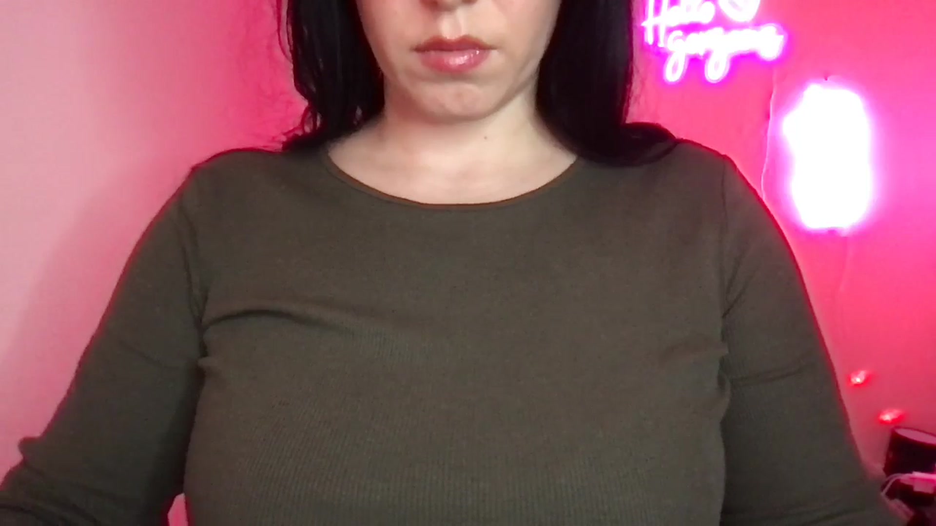 Gallery image thumbnail from xoxEmilyxoxx's myfreecams stream on, 02/24/2025, 18:52 image 3 of 20