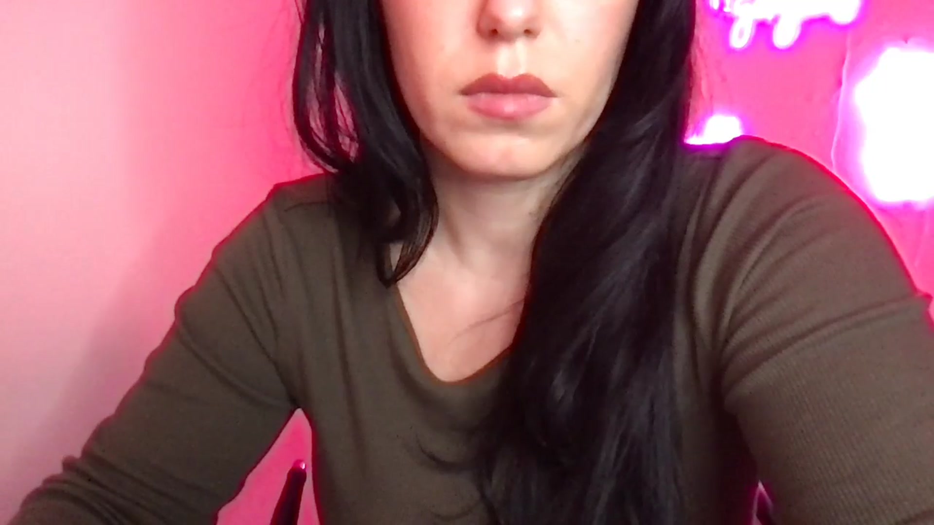 Gallery image thumbnail from xoxEmilyxoxx's myfreecams stream on, 02/24/2025, 19:56 image 8 of 20