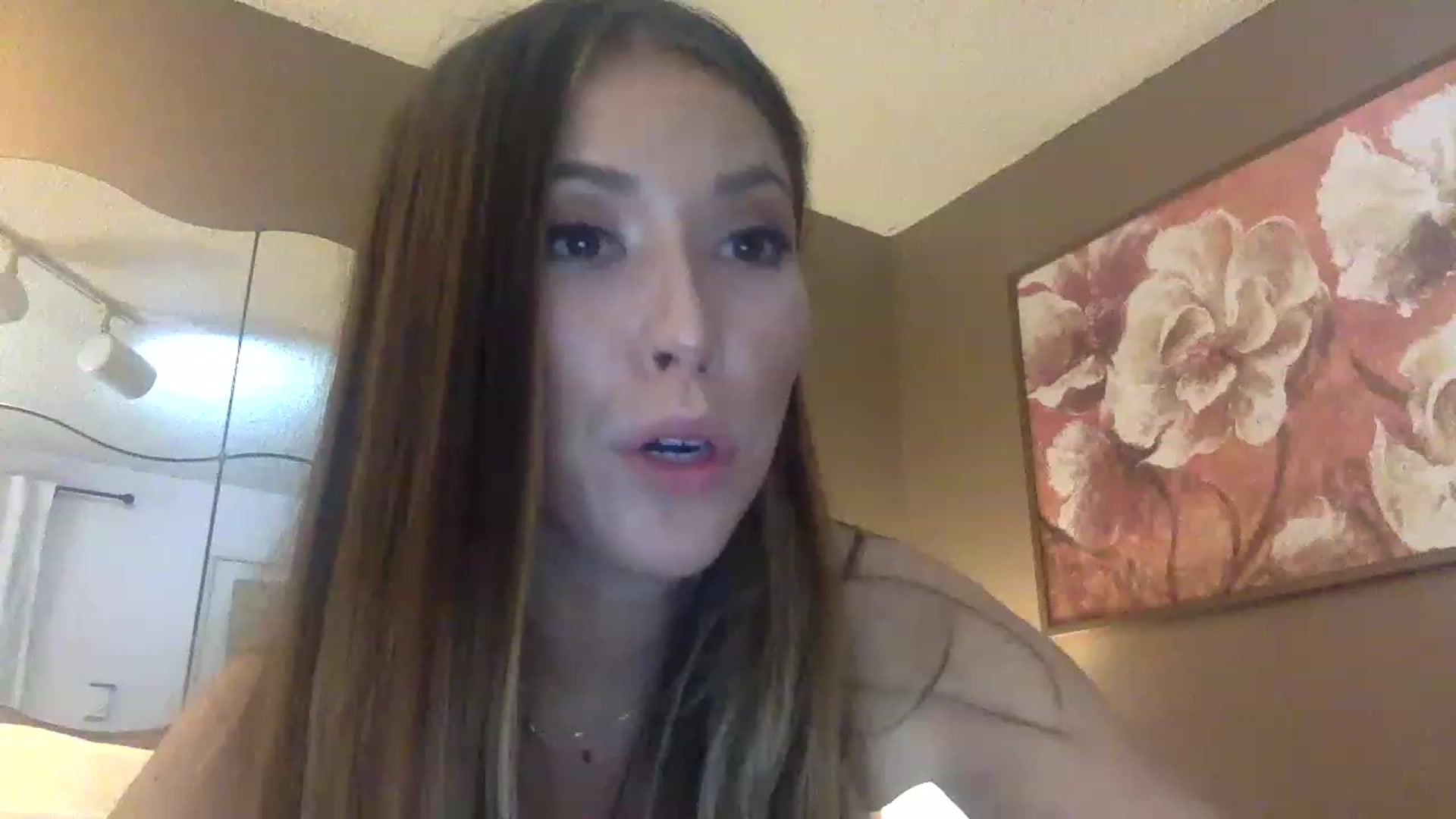 Gallery image thumbnail from xoxo__liz's myfreecams stream on, 01/09/2023, 11:41 image 1 of 20