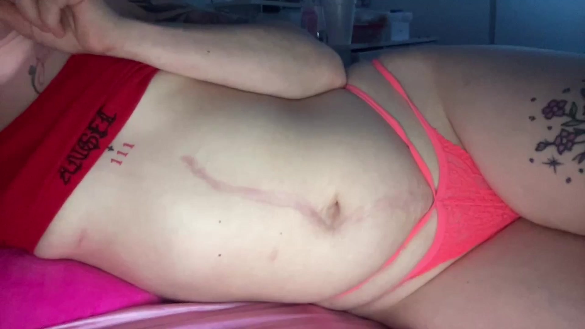 Gallery image thumbnail from xoxoitsparis's myfreecams stream on, 07/15/2024, 11:17 image 13 of 20