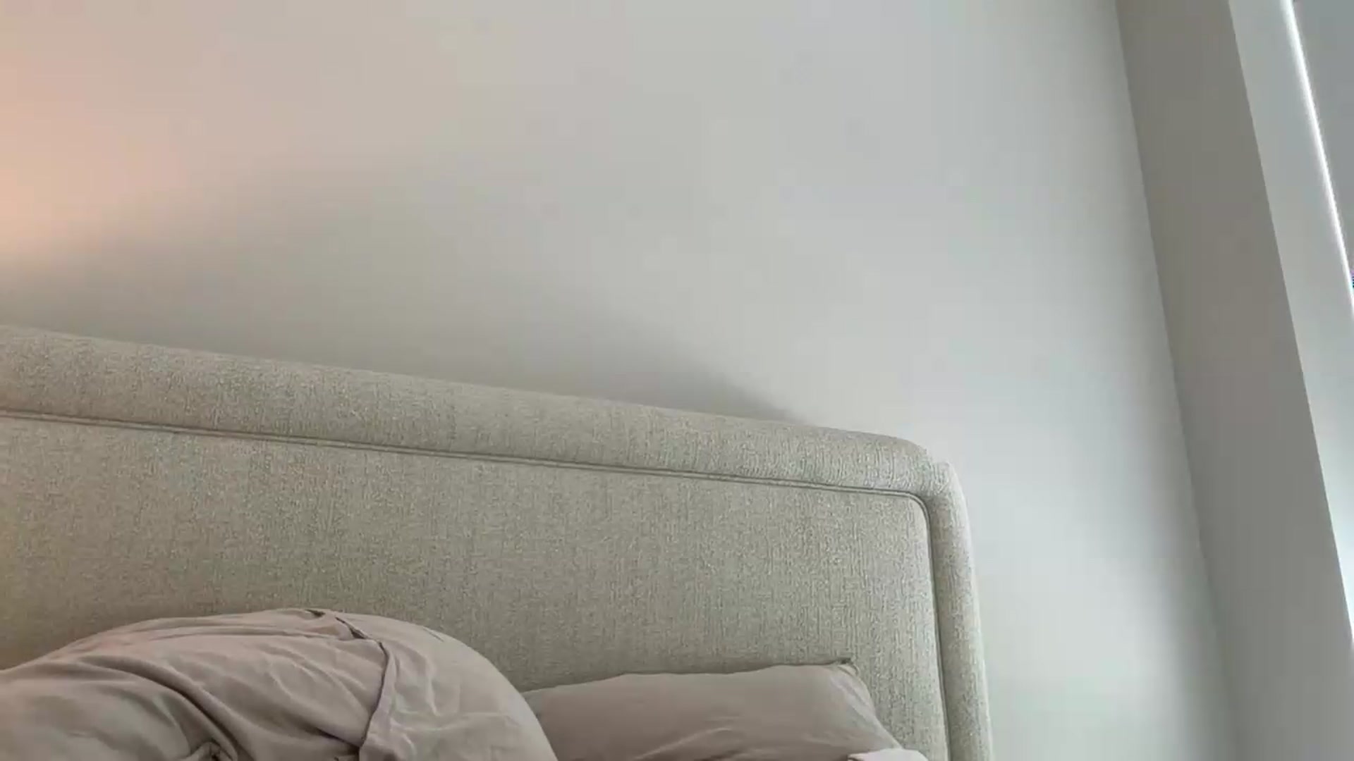 Gallery image thumbnail from xoxoxjenn's myfreecams stream on, 07/03/2026, 18:54 image 20 of 20