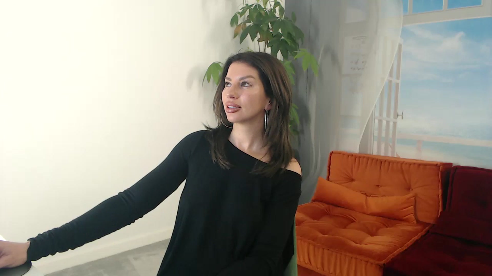 Gallery image thumbnail from xxBellaHotxxx's myfreecams stream on, 01/17/2025, 06:22 image 4 of 20