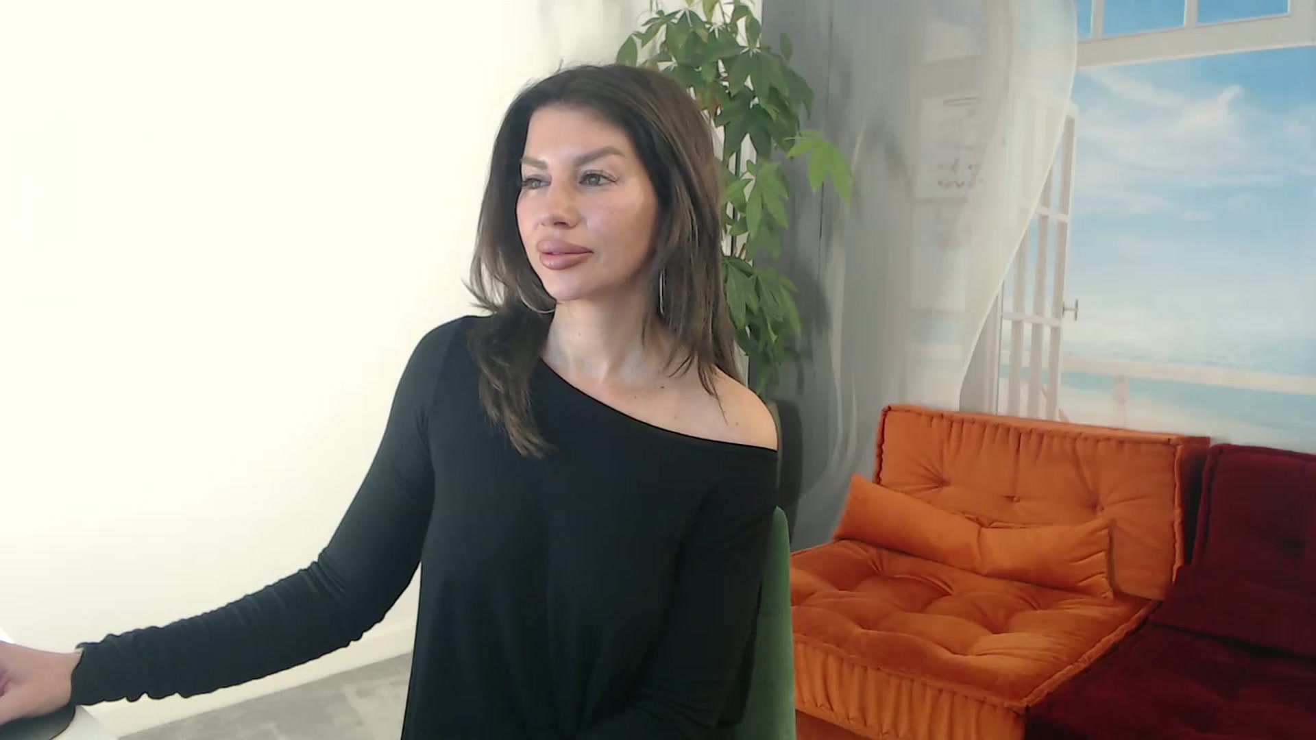 Gallery image thumbnail from xxBellaHotxxx's myfreecams stream on, 01/17/2025, 06:22 image 5 of 20