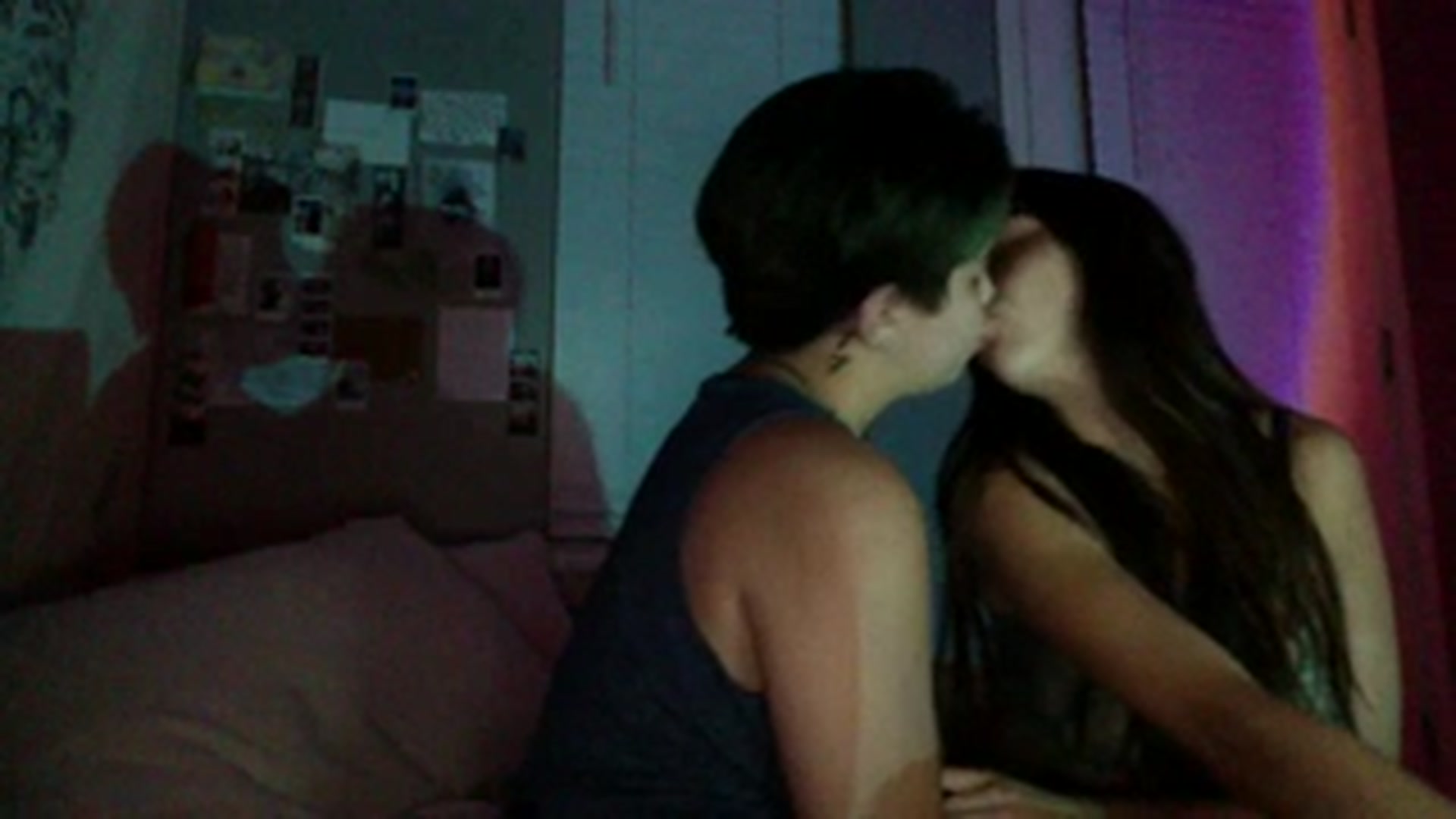 Gallery image thumbnail from xxRosesxx's myfreecams stream on, 08/17/2023, 06:33 image 19 of 20
