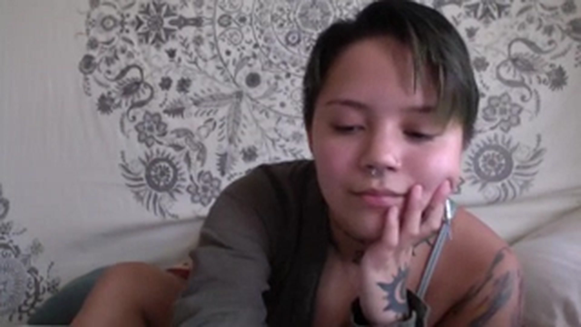 Gallery image thumbnail from xxRosesxx's myfreecams stream on, 09/02/2023, 20:04 image 10 of 20