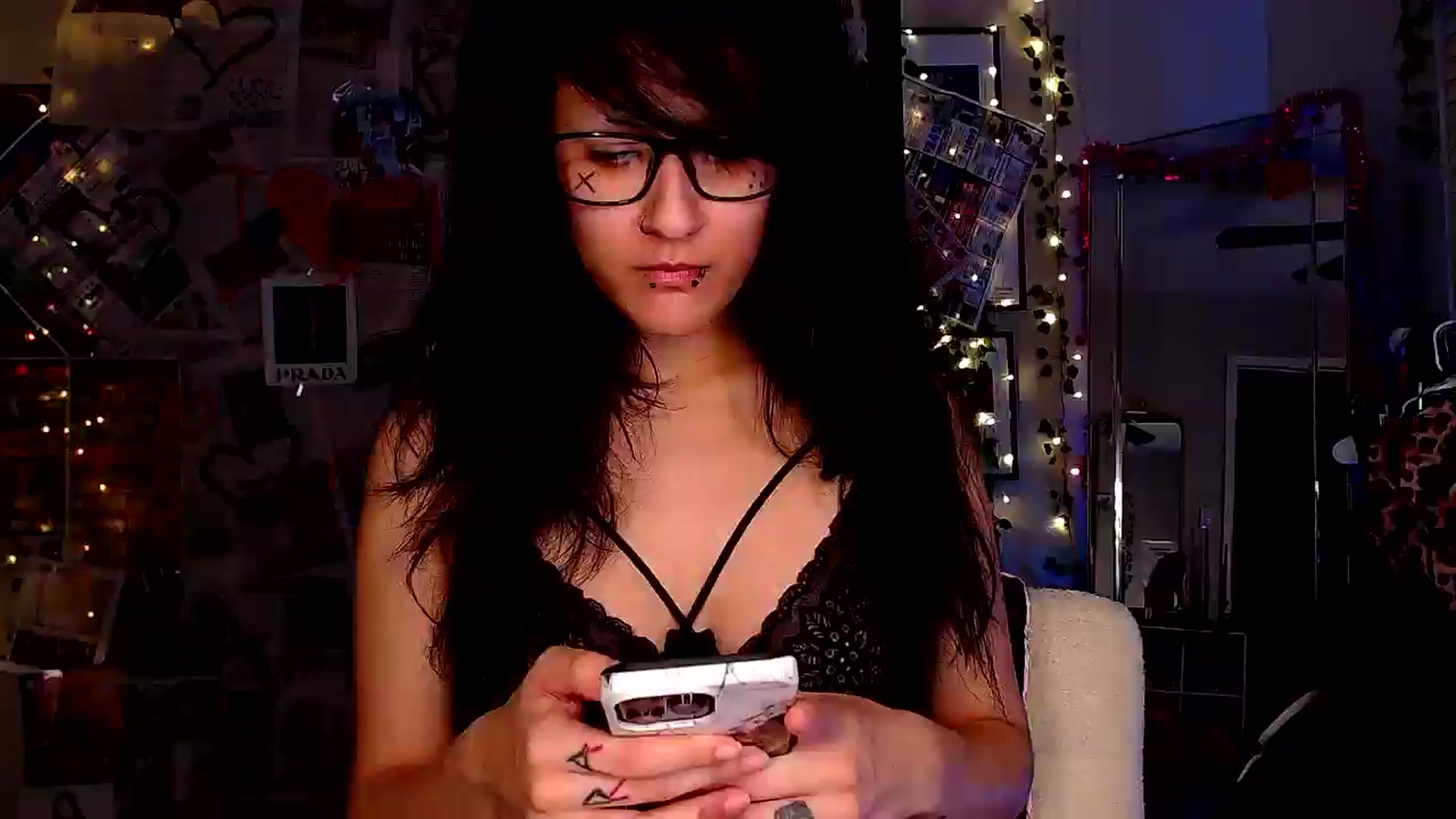 Gallery image thumbnail from xxbabyghostxx's myfreecams stream on, 03/02/2025, 05:48 image 6 of 20