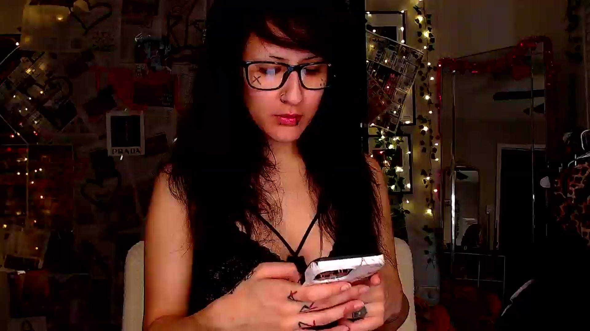 Gallery image thumbnail from xxbabyghostxx's myfreecams stream on, 03/02/2025, 05:48 image 7 of 20