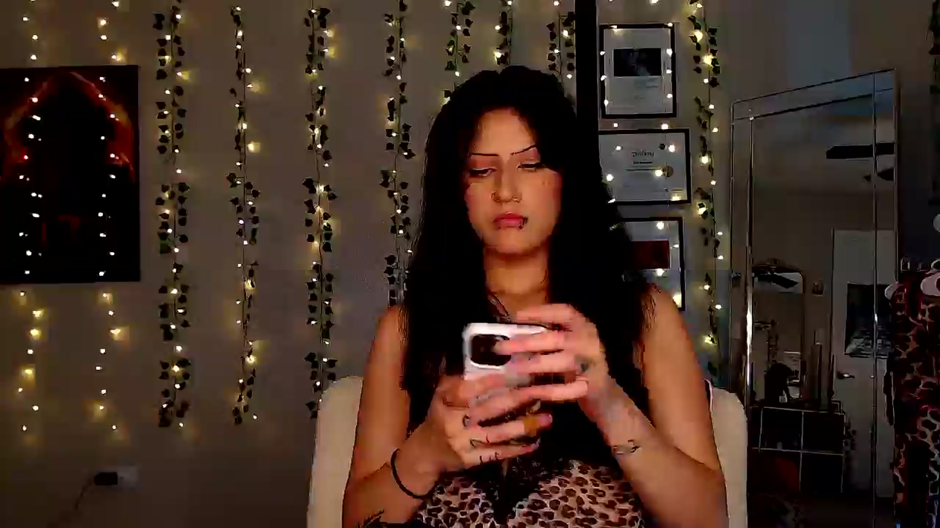 Gallery image thumbnail from xxbabyghostxx's myfreecams stream on, 03/07/2025, 05:03 image 15 of 20
