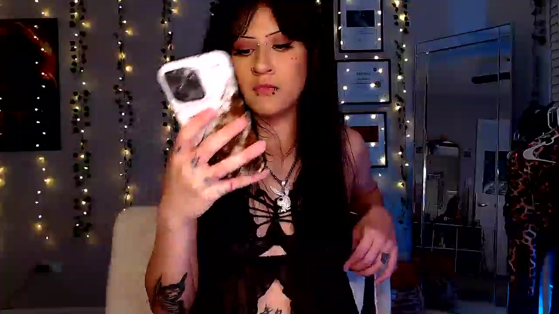 Gallery image thumbnail from xxbabyghostxx's myfreecams stream on, 03/16/2025, 04:10 image 5 of 20