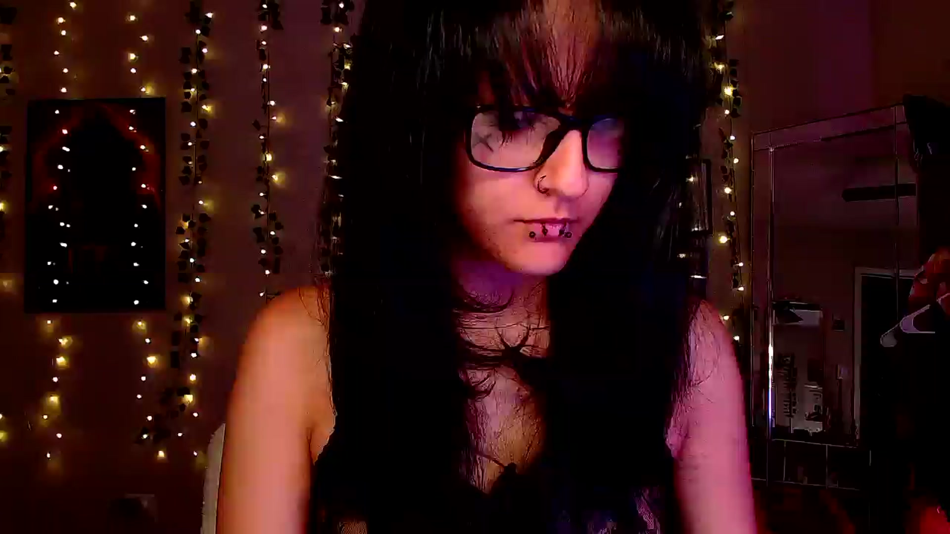 Gallery image thumbnail from xxbabyghostxx's myfreecams stream on, 06/19/2025, 03:34 image 1 of 20
