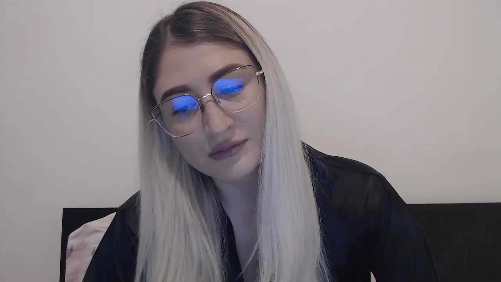 Gallery image thumbnail from xxeveex's myfreecams stream on, 12/07/2022, 12:14 image 6 of 20