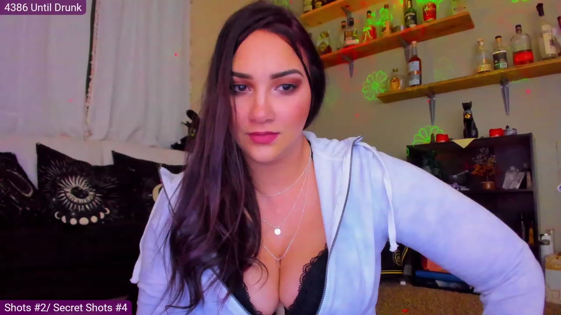 Gallery image thumbnail from xxquizit's myfreecams stream on, 02/16/2023, 08:39 image 16 of 20