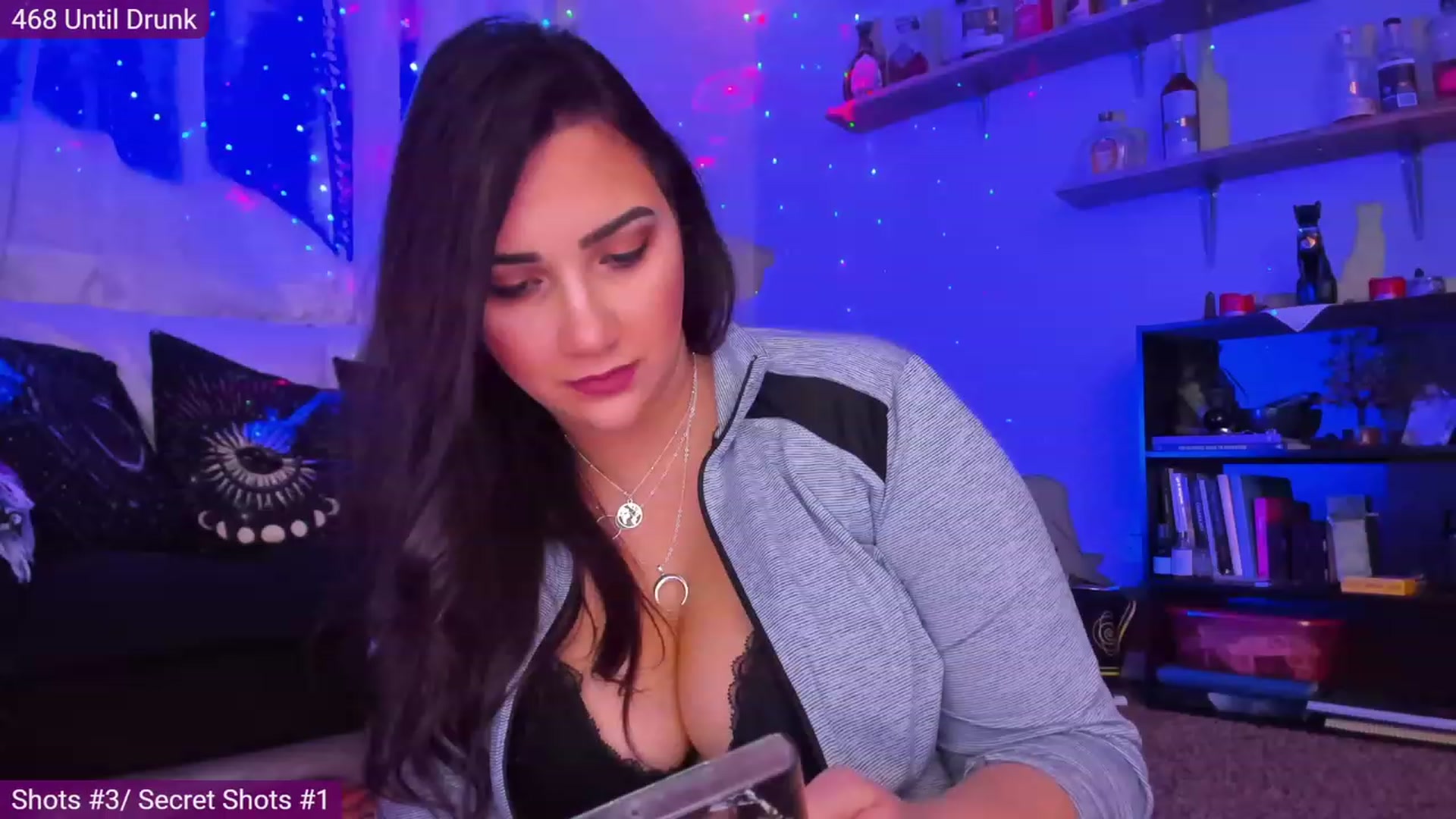 Gallery image thumbnail from xxquizit's myfreecams stream on, 02/21/2023, 07:49 image 18 of 20