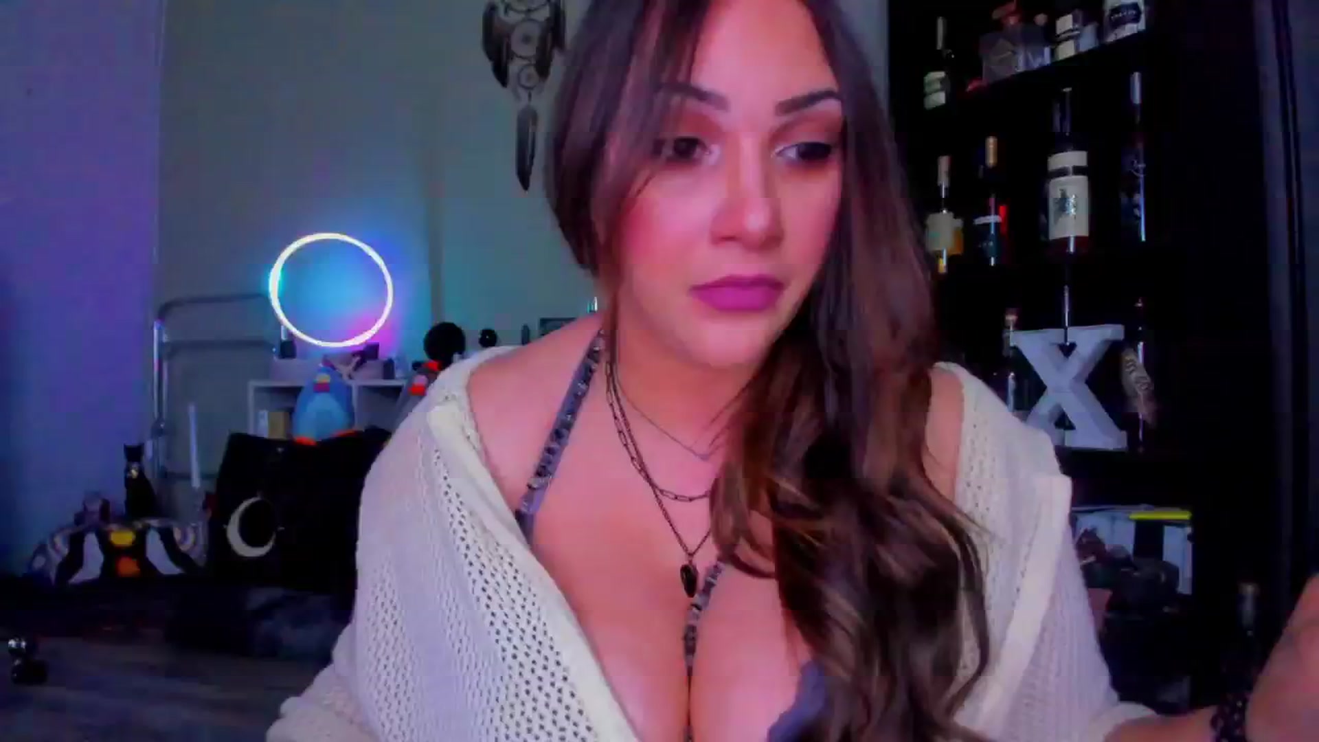 Gallery image thumbnail from xxquizit's myfreecams stream on, 03/24/2026, 04:15 image 5 of 20