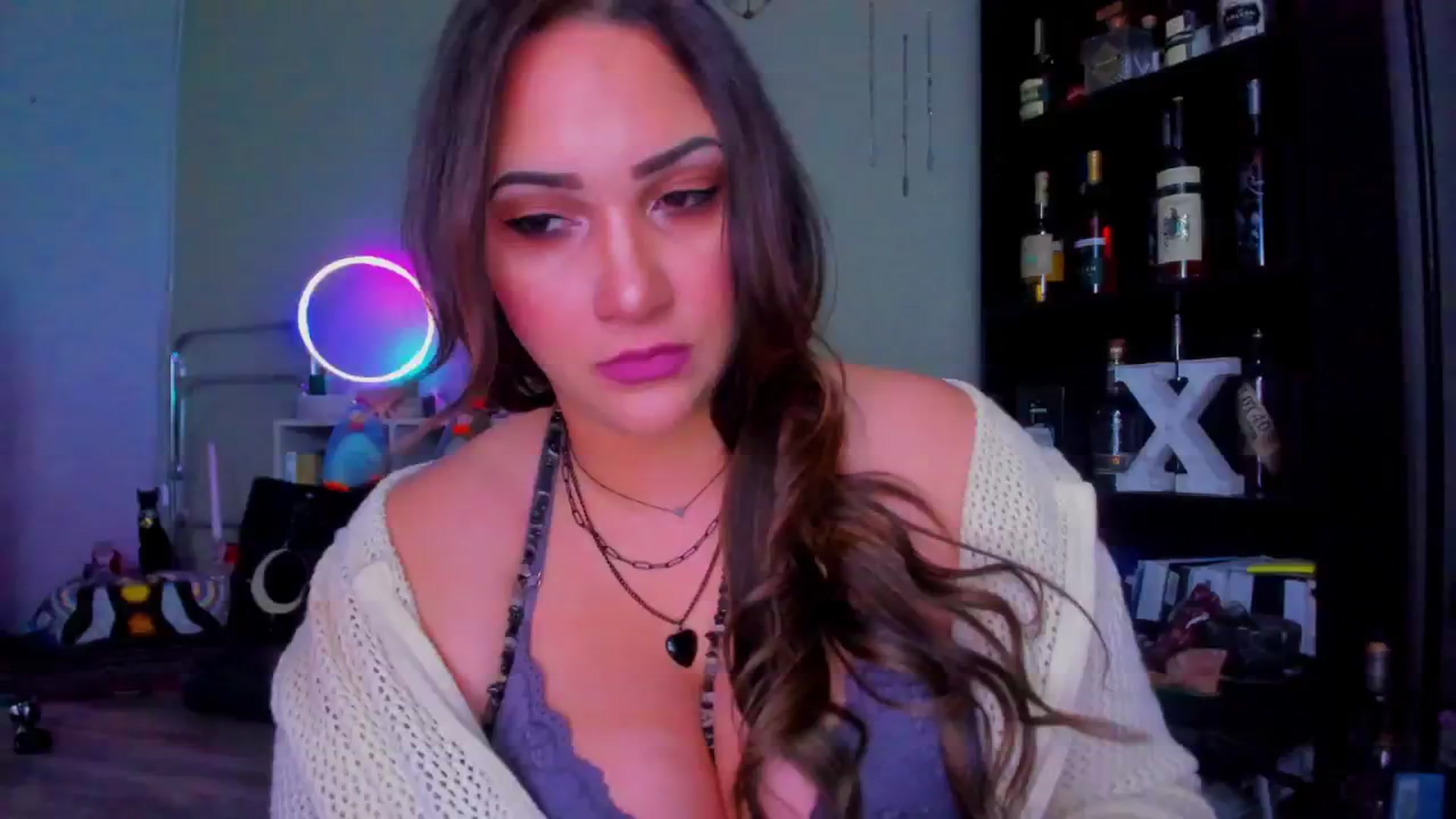 Gallery image thumbnail from xxquizit's myfreecams stream on, 03/24/2026, 04:15 image 4 of 20