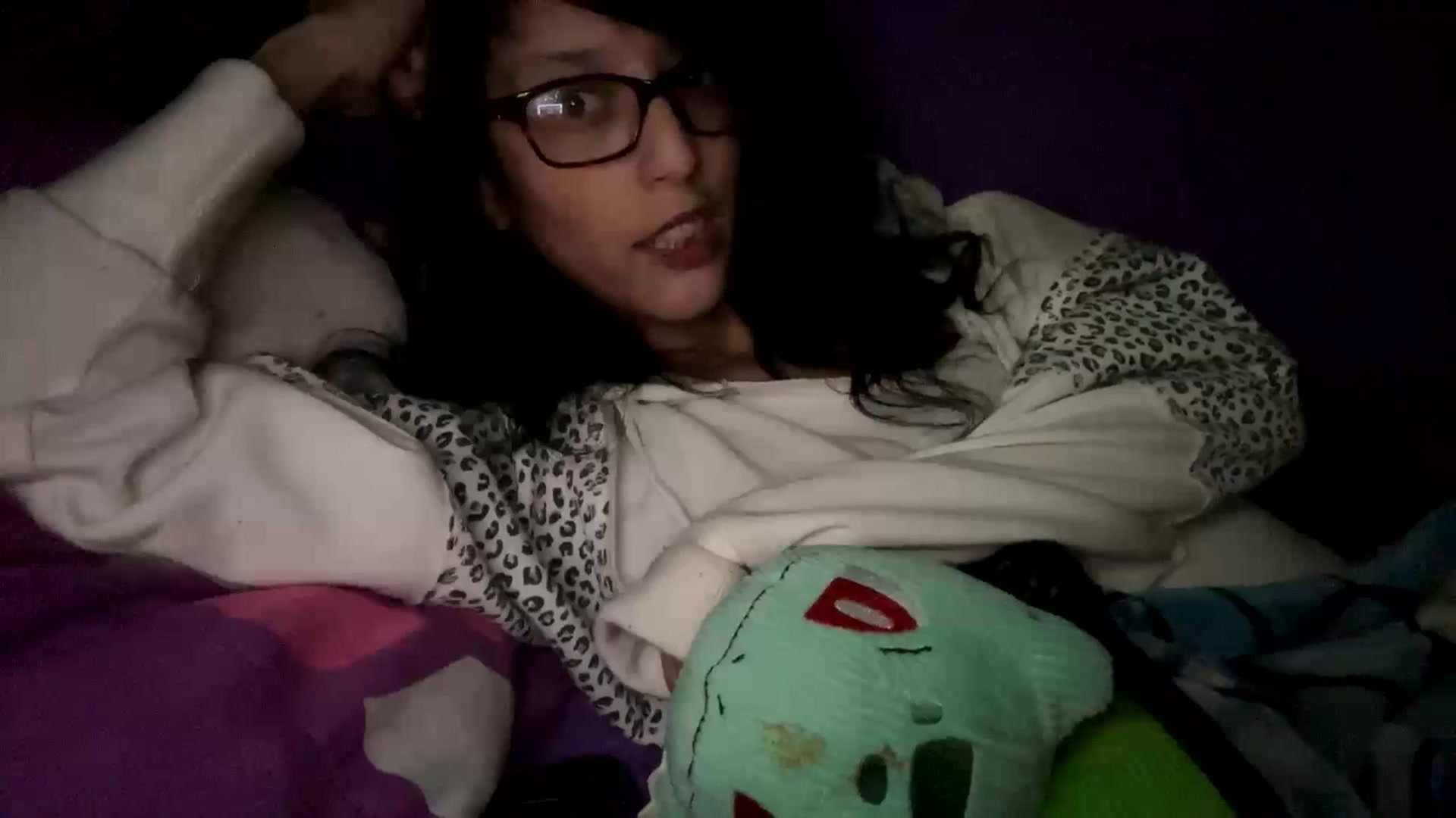 Gallery image thumbnail from xxunkocn's myfreecams stream on, 11/15/2024, 08:31 image 5 of 20
