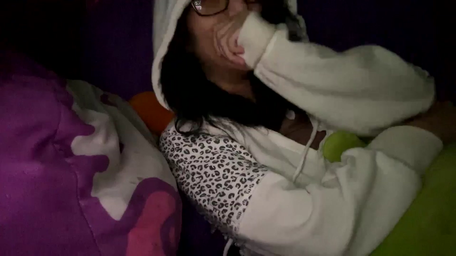 Gallery image thumbnail from xxunkocn's myfreecams stream on, 11/15/2024, 08:31 image 19 of 20