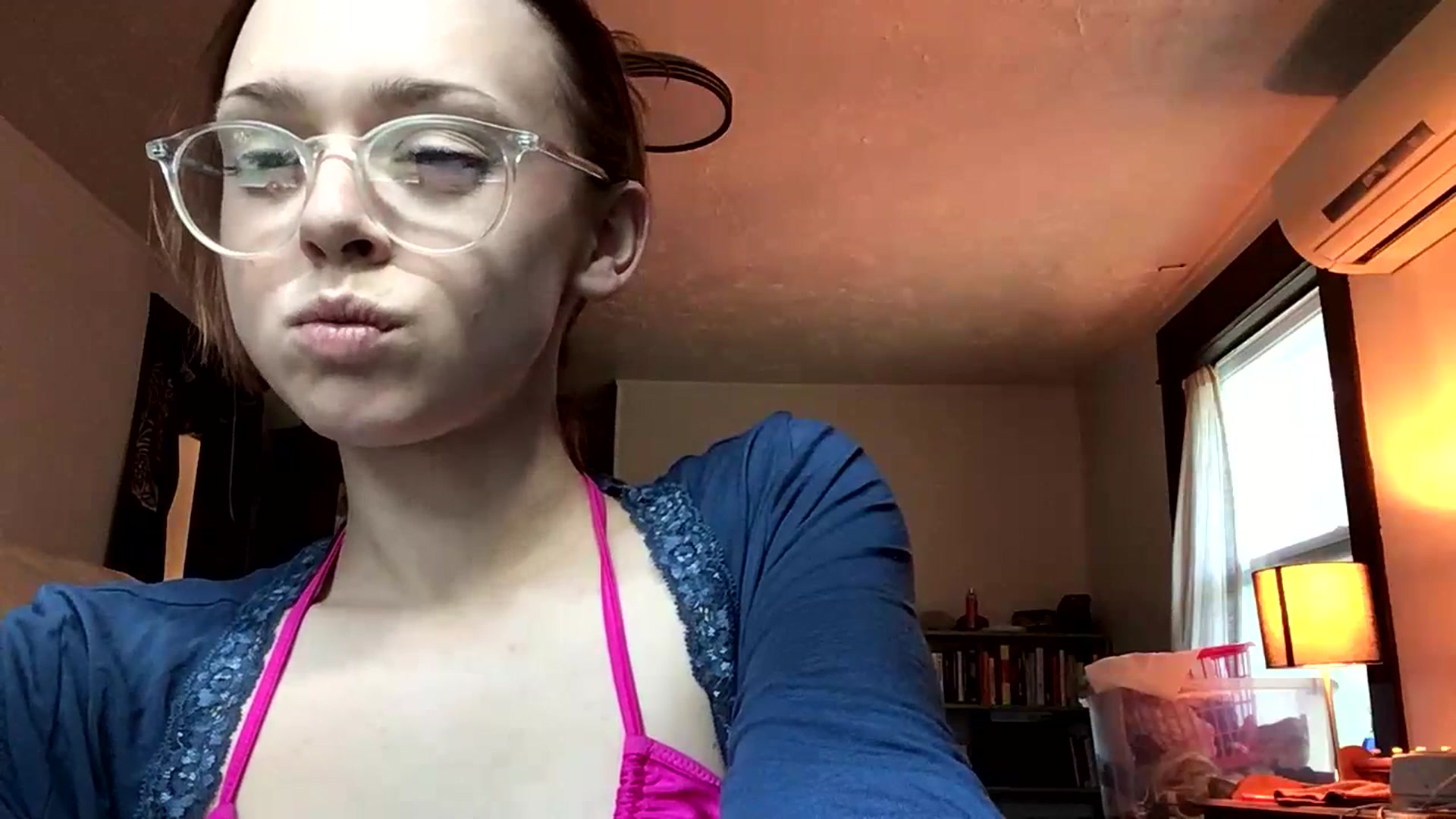 Gallery image thumbnail from xxwonderland's myfreecams stream on, 07/09/2023, 19:54 image 5 of 20