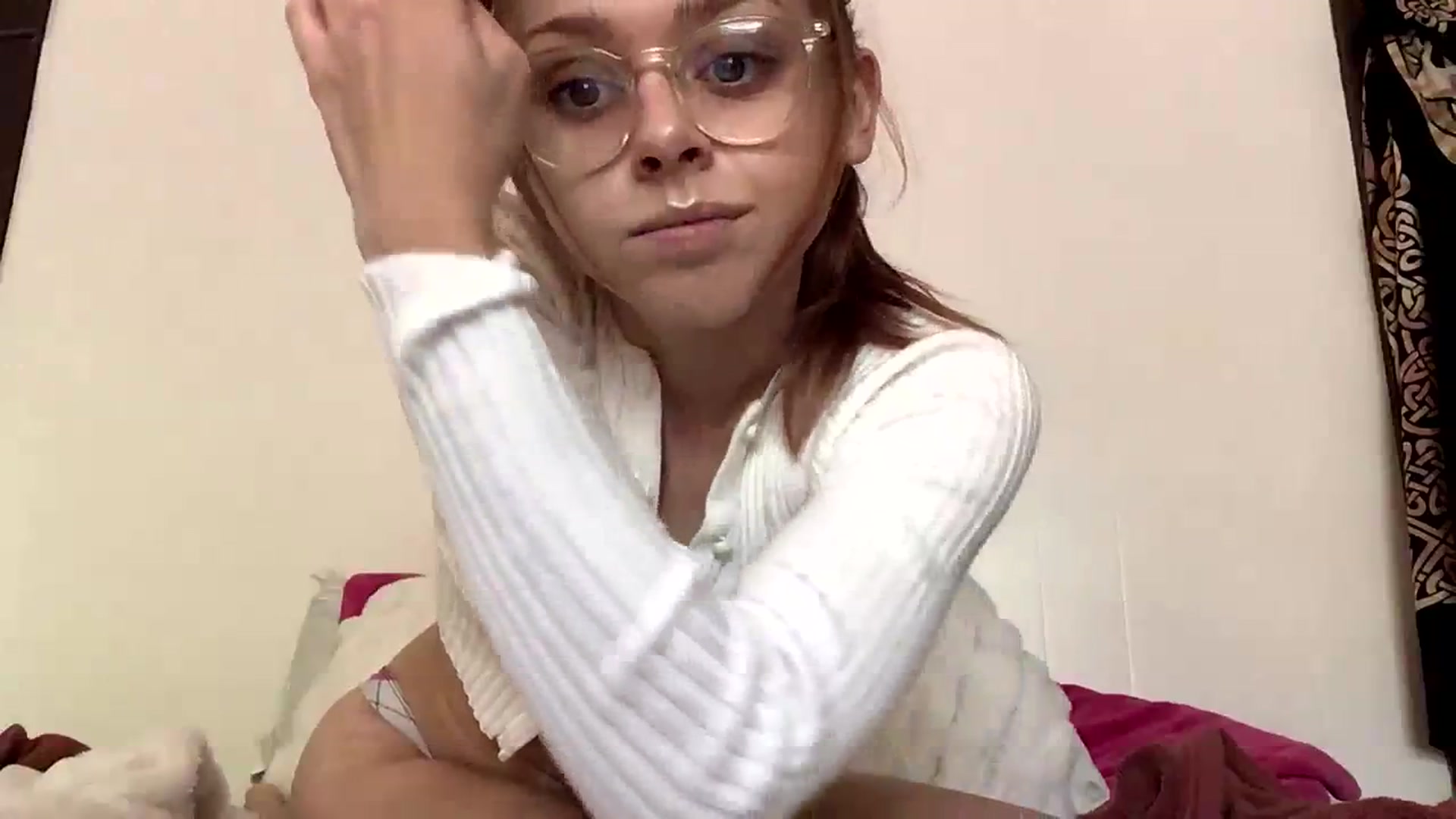 Gallery image thumbnail from xxwonderland's myfreecams stream on, 09/28/2023, 18:43 image 5 of 20